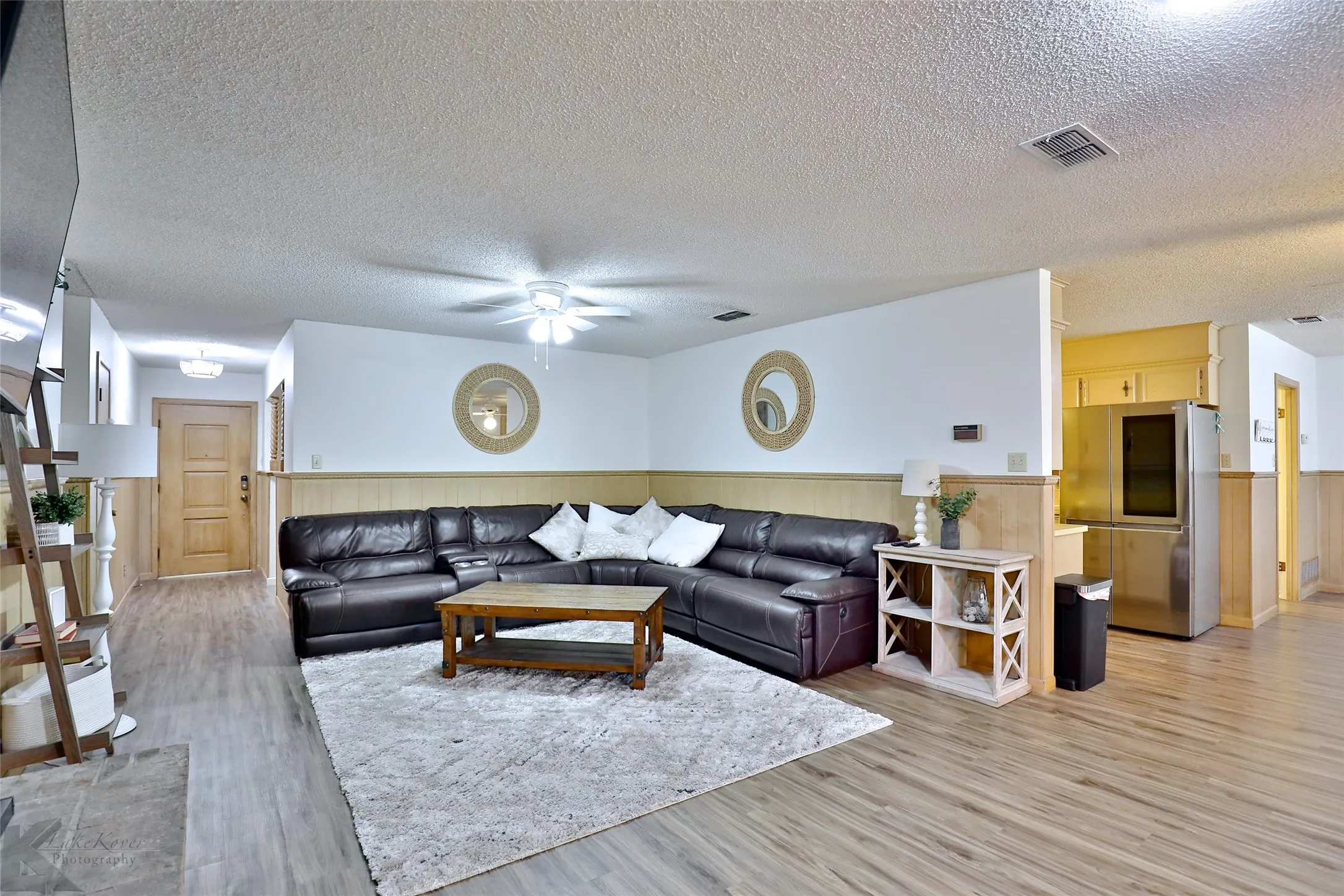 Single Family Residence For Rent in Taylor County , 2810 Arrowhead Drive, Abilene, Texas 79606, 4 Bedroom, 2 Bathroom, 2 Garage spaces, 2,261 Sqft, built in 1972, mls#21349039, Real Estate Agent in Abilene, Homes For Rent in Taylor county, Homes For Rent in Abilene, Realtor in Abilene Texas, Real Estate Brokerage Independent Realty Texas, Luminita Cordes Realtor