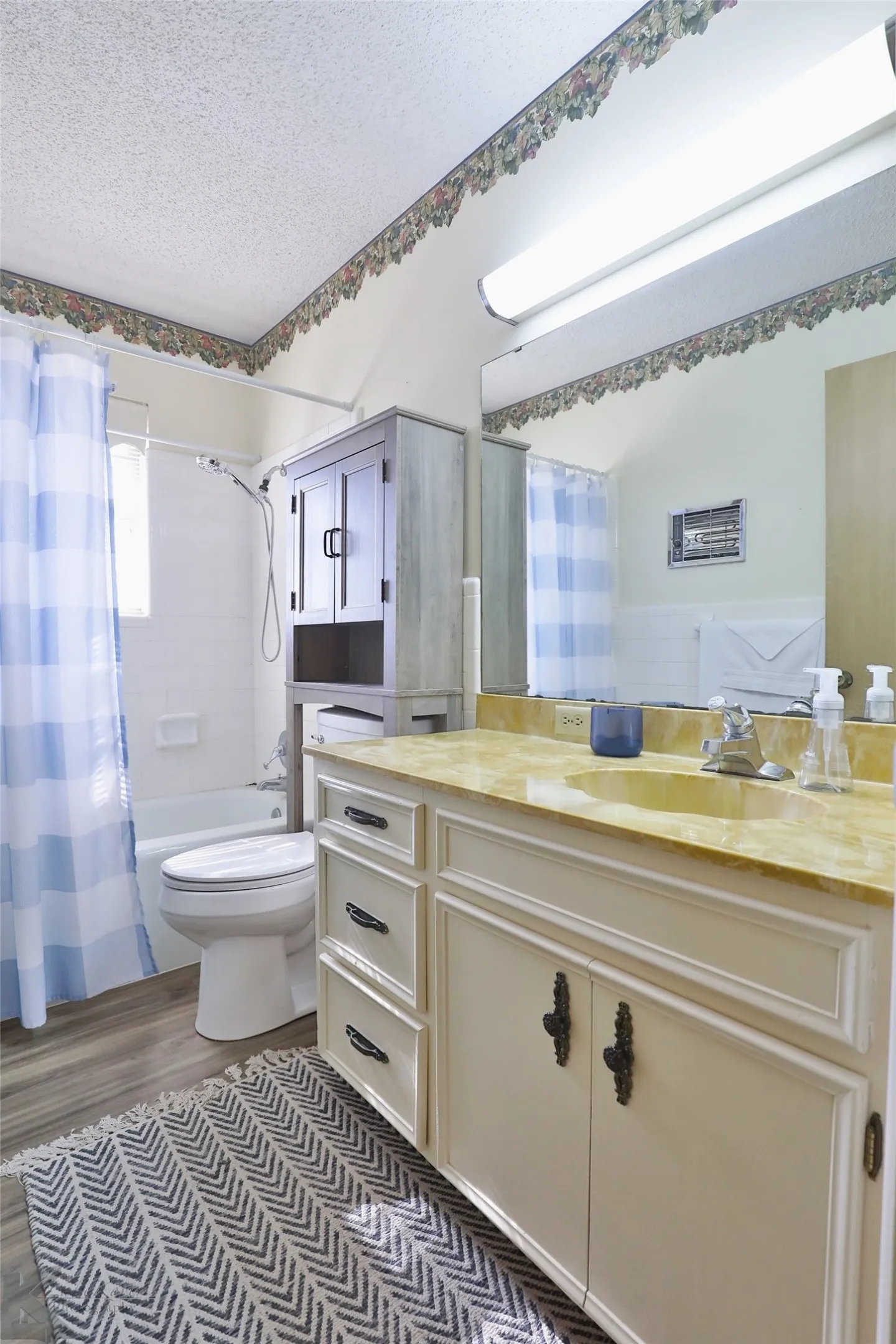 Single Family Residence For Rent in Taylor County , 2810 Arrowhead Drive, Abilene, Texas 79606, 4 Bedroom, 2 Bathroom, 2 Garage spaces, 2,261 Sqft, built in 1972, mls#21349039, Real Estate Agent in Abilene, Homes For Rent in Taylor county, Homes For Rent in Abilene, Realtor in Abilene Texas, Real Estate Brokerage Independent Realty Texas, Luminita Cordes Realtor