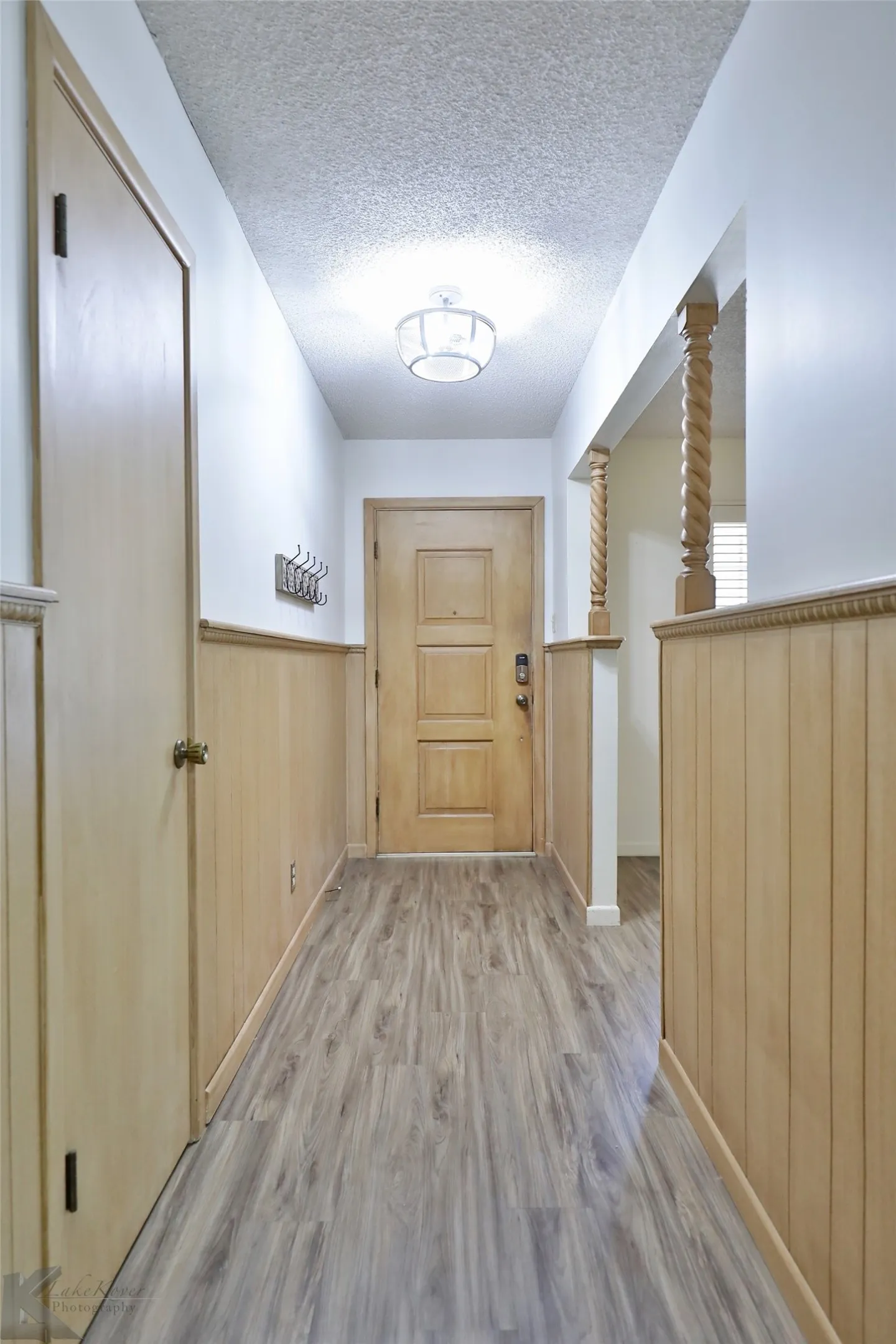 Single Family Residence For Rent in Taylor County , 2810 Arrowhead Drive, Abilene, Texas 79606, 4 Bedroom, 2 Bathroom, 2 Garage spaces, 2,261 Sqft, built in 1972, mls#21349039, Real Estate Agent in Abilene, Homes For Rent in Taylor county, Homes For Rent in Abilene, Realtor in Abilene Texas, Real Estate Brokerage Independent Realty Texas, Luminita Cordes Realtor