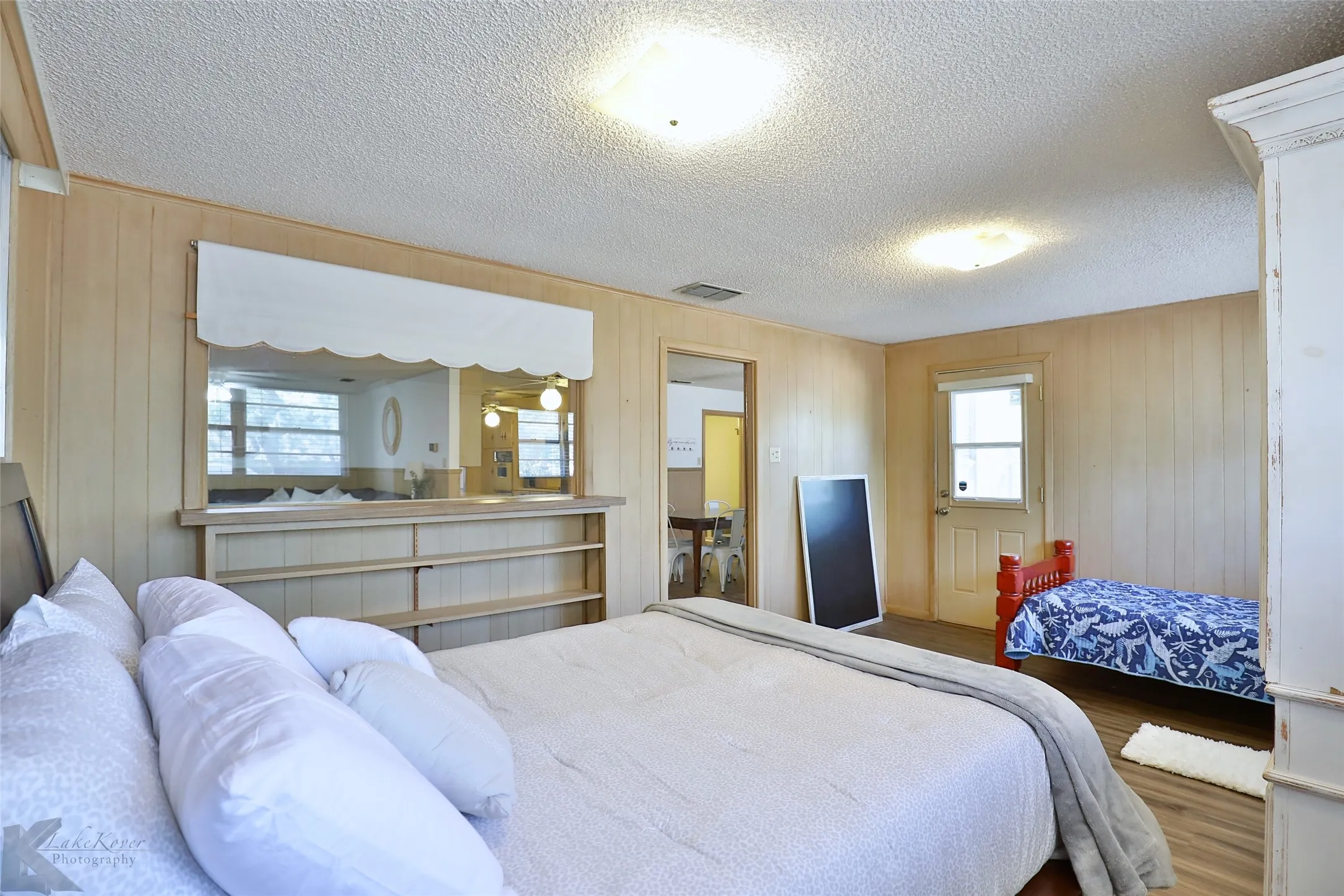 Single Family Residence For Rent in Taylor County , 2810 Arrowhead Drive, Abilene, Texas 79606, 4 Bedroom, 2 Bathroom, 2 Garage spaces, 2,261 Sqft, built in 1972, mls#21349039, Real Estate Agent in Abilene, Homes For Rent in Taylor county, Homes For Rent in Abilene, Realtor in Abilene Texas, Real Estate Brokerage Independent Realty Texas, Luminita Cordes Realtor