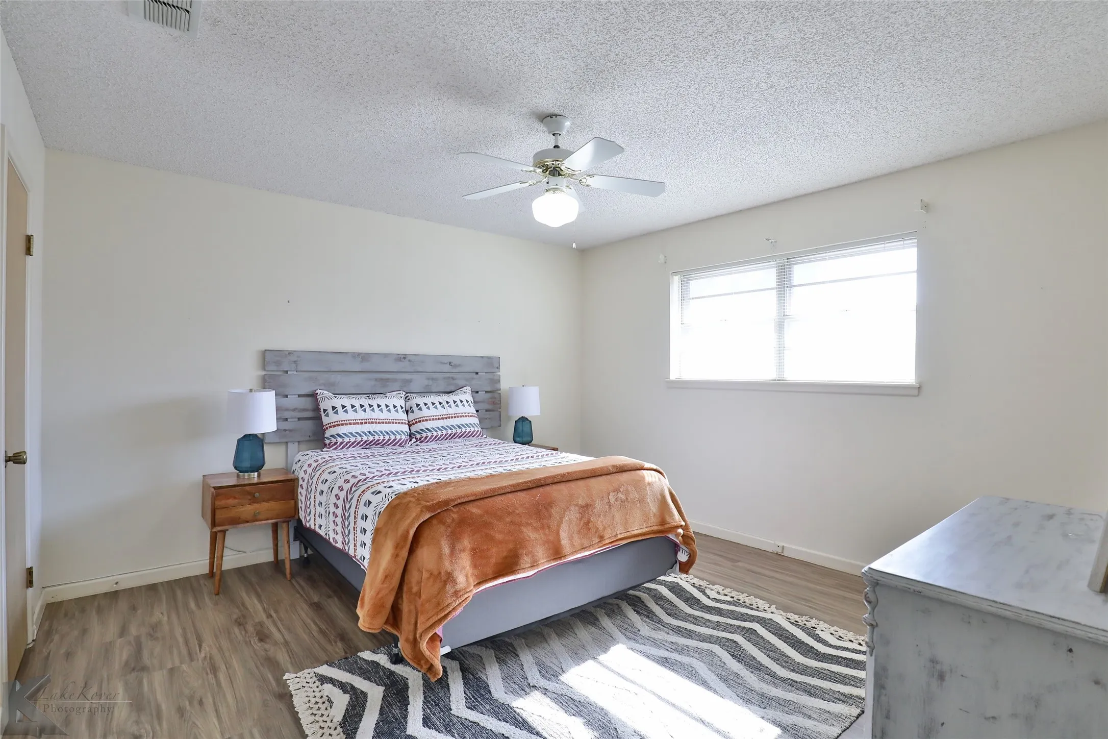 Single Family Residence For Rent in Taylor County , 2810 Arrowhead Drive, Abilene, Texas 79606, 4 Bedroom, 2 Bathroom, 2 Garage spaces, 2,261 Sqft, built in 1972, mls#21349039, Real Estate Agent in Abilene, Homes For Rent in Taylor county, Homes For Rent in Abilene, Realtor in Abilene Texas, Real Estate Brokerage Independent Realty Texas, Luminita Cordes Realtor