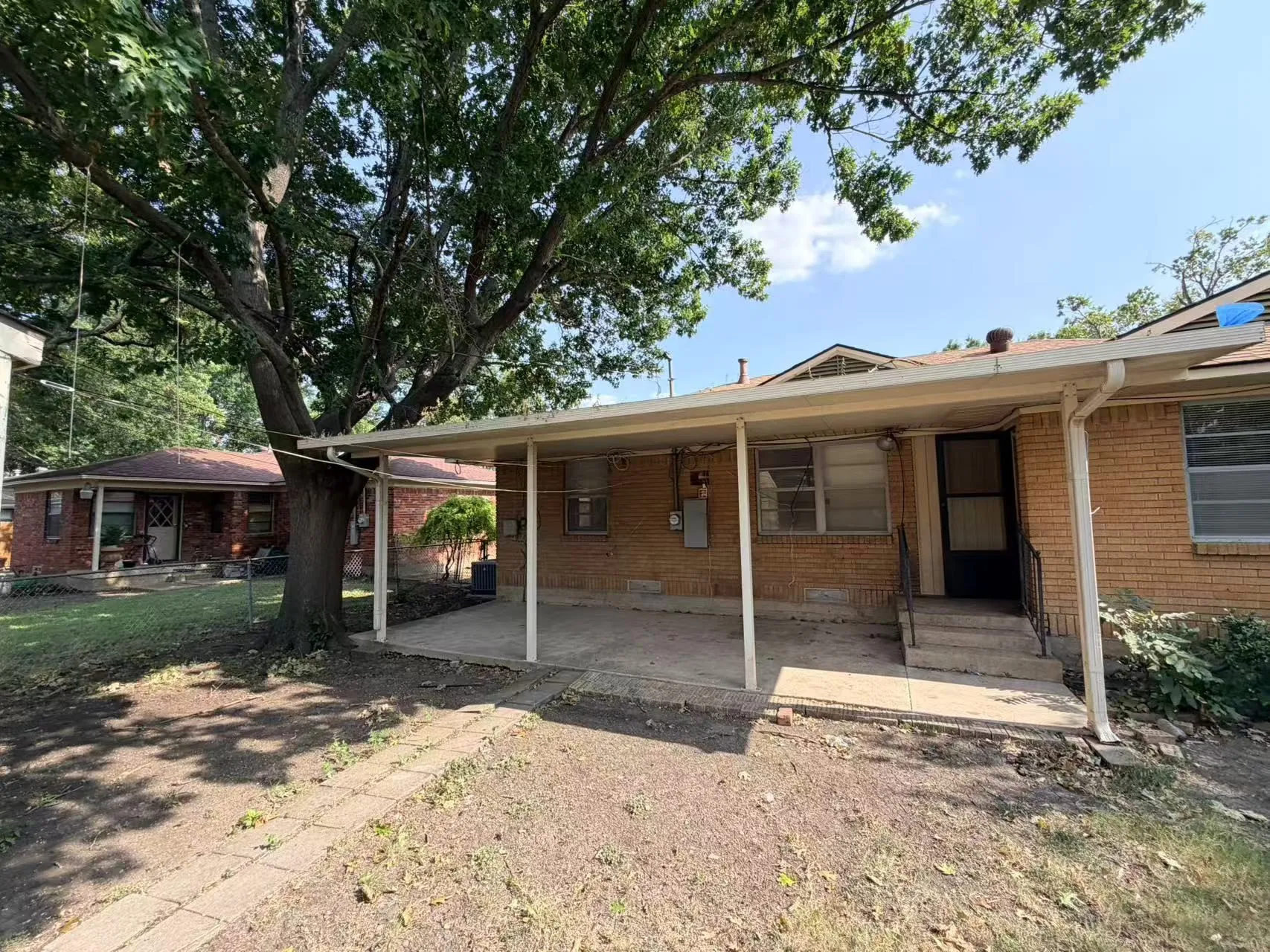 Single Family Residence For Rent in Dallas County , 413 Frances Way, Richardson, Texas 75081, 4 Bedroom, 2 Bathroom, 2 Garage spaces, 1,399 Sqft, built in 1955, Price $2,100, mls#21351125, Real Estate Agent in Richardson, Homes For Rent in Dallas county, Homes For Rent in Richardson, Realtor in Richardson Texas, Real Estate Brokerage Independent Realty Texas, Luminita Cordes Realtor