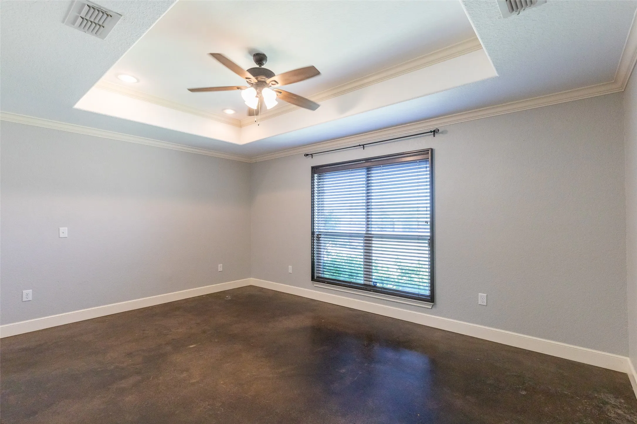 Single Family Residence For Sale in Taylor County , 7902 Tuscany Drive, Abilene, Texas 79606, 3 Bedroom, 2 Bathroom, 2 Garage spaces, 1,630 Sqft, built in 2014, mls#21350878, Real Estate Agent in Abilene, Homes For Sale in Taylor county, Homes For Sale in Abilene, Realtor in Abilene Texas, Real Estate Brokerage Independent Realty Texas, Luminita Cordes Realtor