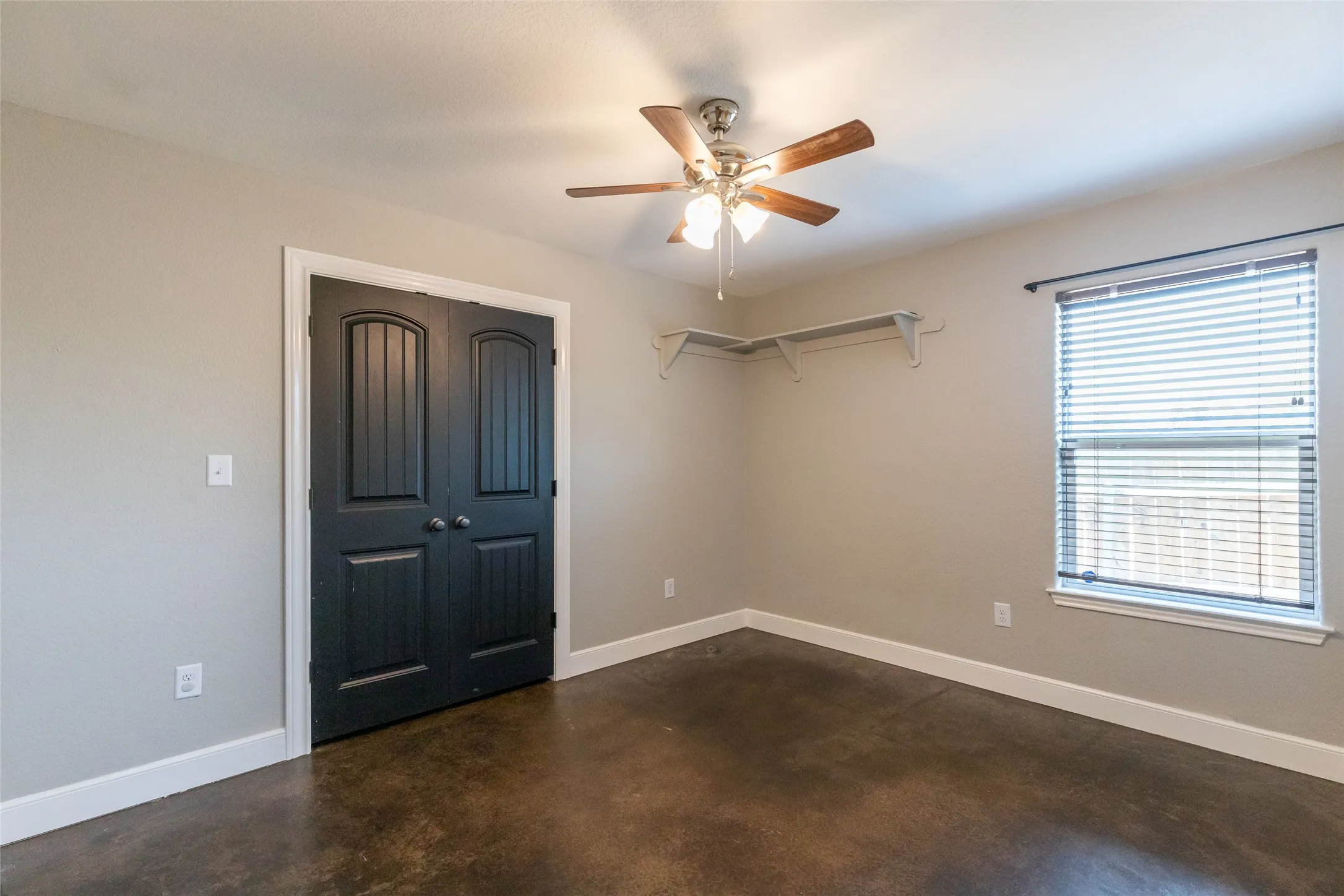 Single Family Residence For Sale in Taylor County , 7902 Tuscany Drive, Abilene, Texas 79606, 3 Bedroom, 2 Bathroom, 2 Garage spaces, 1,630 Sqft, built in 2014, mls#21350878, Real Estate Agent in Abilene, Homes For Sale in Taylor county, Homes For Sale in Abilene, Realtor in Abilene Texas, Real Estate Brokerage Independent Realty Texas, Luminita Cordes Realtor
