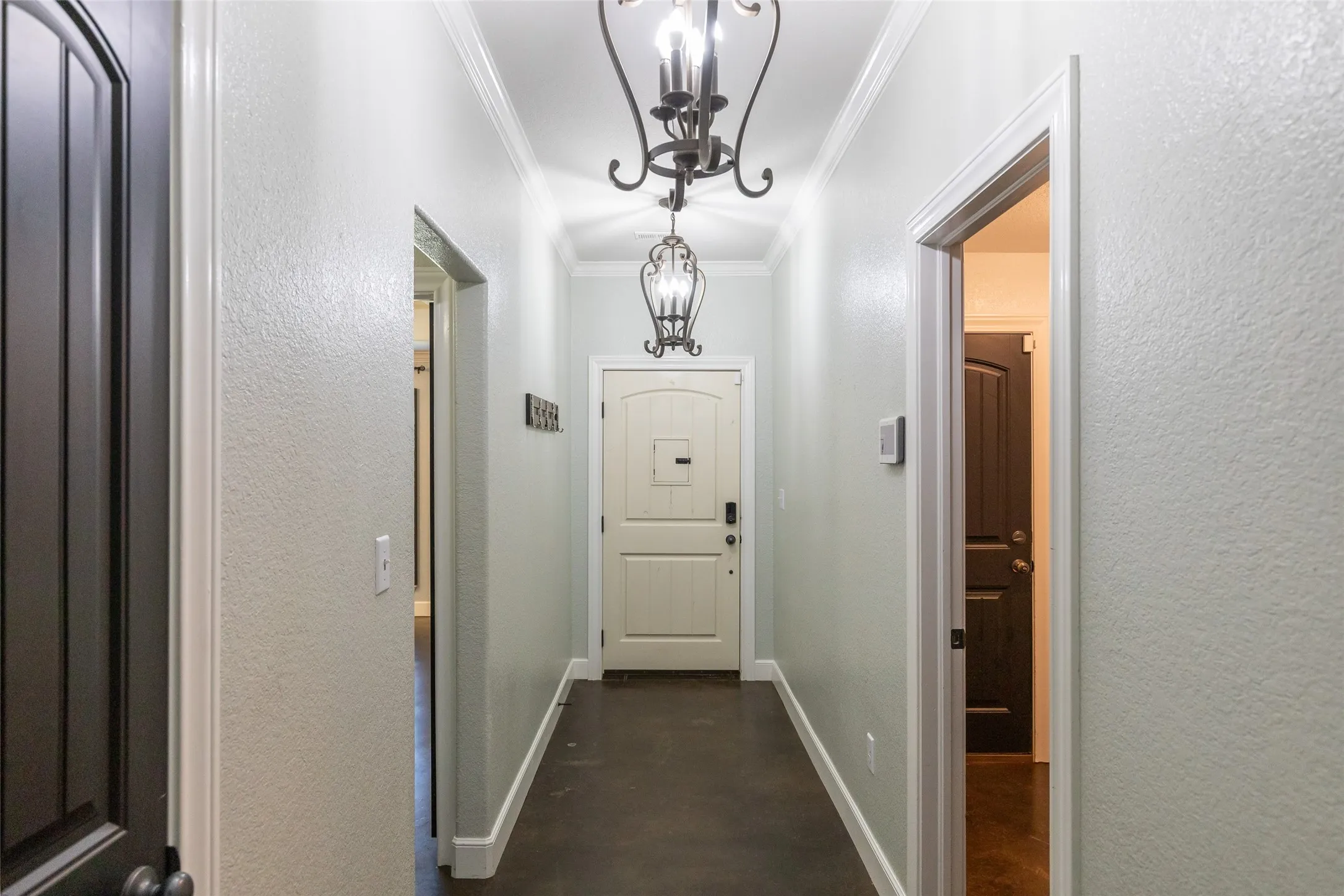 Single Family Residence For Sale in Taylor County , 7902 Tuscany Drive, Abilene, Texas 79606, 3 Bedroom, 2 Bathroom, 2 Garage spaces, 1,630 Sqft, built in 2014, mls#21350878, Real Estate Agent in Abilene, Homes For Sale in Taylor county, Homes For Sale in Abilene, Realtor in Abilene Texas, Real Estate Brokerage Independent Realty Texas, Luminita Cordes Realtor