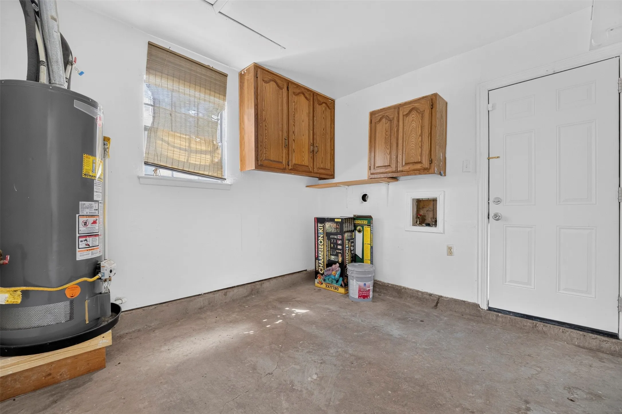Single Family Residence For Rent in Dallas County , 909 Rosewood Hills Drive, Garland, Texas 75040, 3 Bedroom, 2 Bathroom, Garage spaces, 1,276 Sqft, built in 1962, mls#21349242, Real Estate Agent in Garland, Homes For Rent in Dallas county, Homes For Rent in Garland, Realtor in Garland Texas, Real Estate Brokerage Independent Realty Texas, Luminita Cordes Realtor