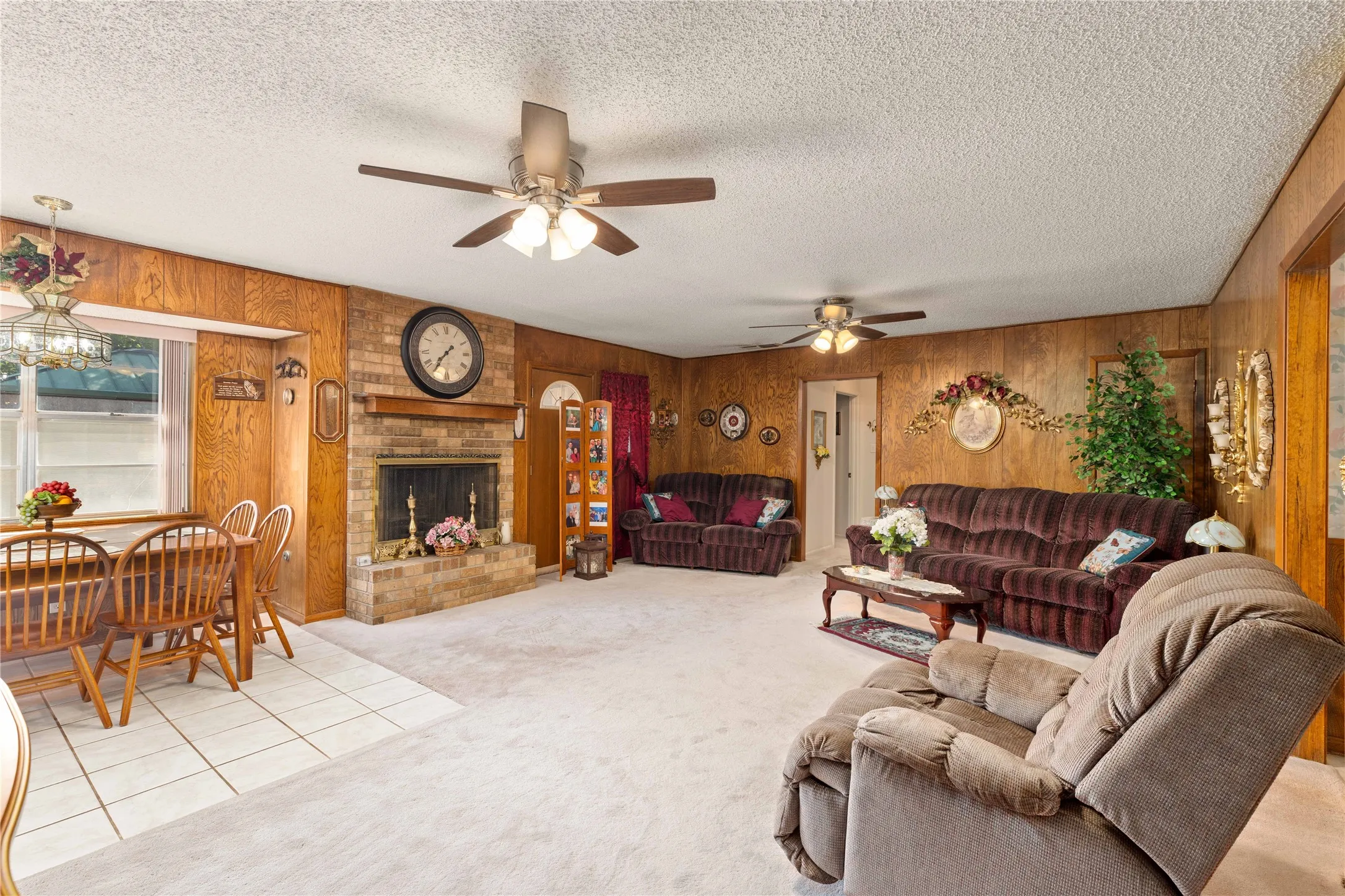 Single Family Residence For Sale in Brown County , 4309 9th Street, Brownwood, Texas 76801, 4 Bedrooms, 2 Bathrooms, Garage spaces, 1,922 Sqft, built in 1971, Price $239,900, mls#21351130, Real Estate Agent in Brownwood, Homes For Sale in Brown county, Homes For Sale in Brownwood, Realtor in Brownwood Texas, Real Estate Brokerage Independent Realty Texas, Luminita Cordes Realtor
