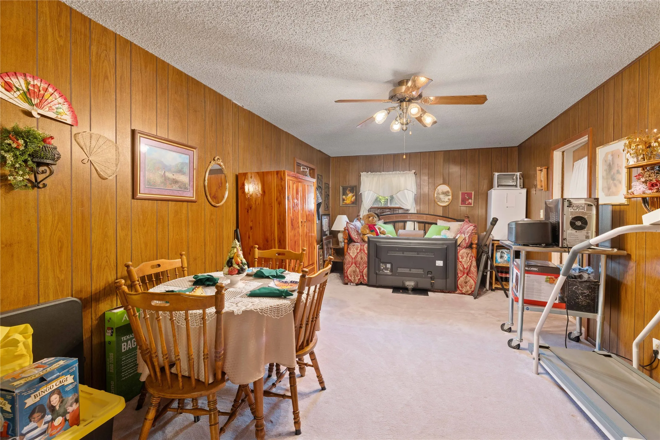 Single Family Residence For Sale in Brown County , 4309 9th Street, Brownwood, Texas 76801, 4 Bedrooms, 2 Bathrooms, Garage spaces, 1,922 Sqft, built in 1971, Price $239,900, mls#21351130, Real Estate Agent in Brownwood, Homes For Sale in Brown county, Homes For Sale in Brownwood, Realtor in Brownwood Texas, Real Estate Brokerage Independent Realty Texas, Luminita Cordes Realtor
