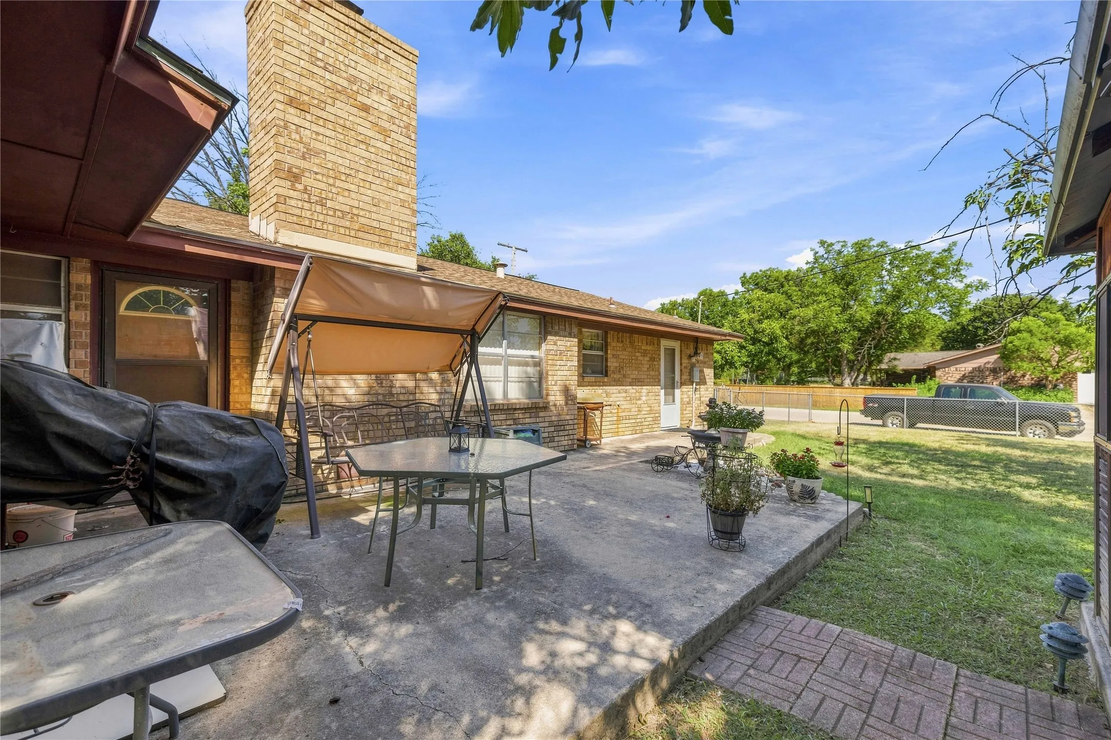 Single Family Residence For Sale in Brown County , 4309 9th Street, Brownwood, Texas 76801, 4 Bedrooms, 2 Bathrooms, Garage spaces, 1,922 Sqft, built in 1971, Price $239,900, mls#21351130, Real Estate Agent in Brownwood, Homes For Sale in Brown county, Homes For Sale in Brownwood, Realtor in Brownwood Texas, Real Estate Brokerage Independent Realty Texas, Luminita Cordes Realtor