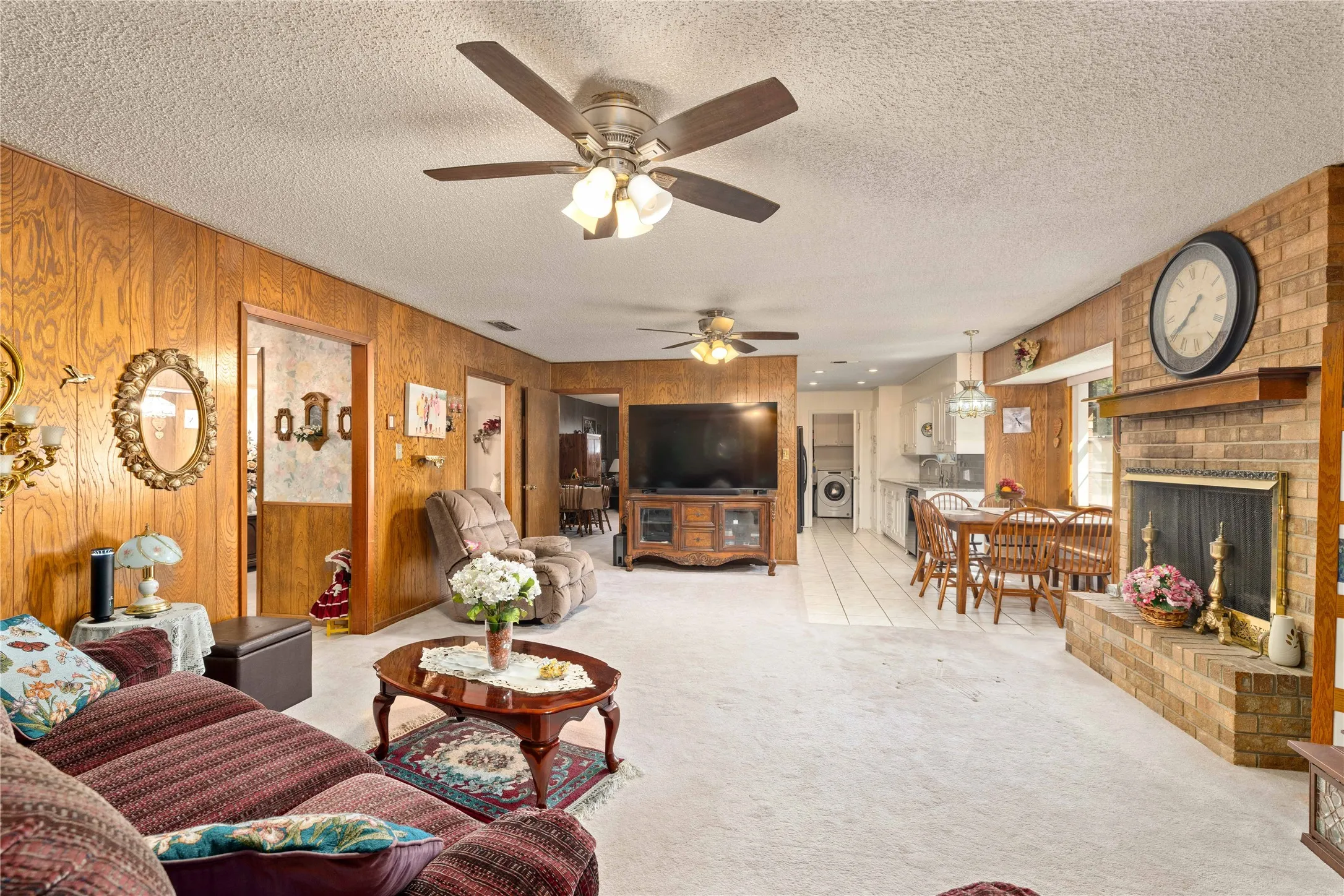 Single Family Residence For Sale in Brown County , 4309 9th Street, Brownwood, Texas 76801, 4 Bedrooms, 2 Bathrooms, Garage spaces, 1,922 Sqft, built in 1971, Price $239,900, mls#21351130, Real Estate Agent in Brownwood, Homes For Sale in Brown county, Homes For Sale in Brownwood, Realtor in Brownwood Texas, Real Estate Brokerage Independent Realty Texas, Luminita Cordes Realtor