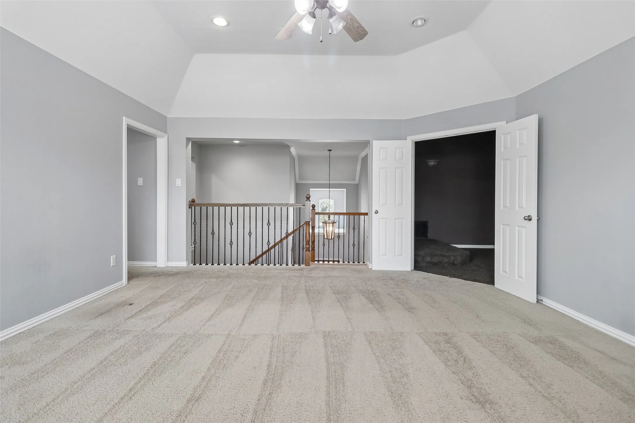 Single Family Residence For Sale in Tarrant County , 9601 Brazendine Drive, Fort Worth, Texas 76244, 4 Bedroom, 4 Bathroom, 2 Garage spaces, 3,834 Sqft, built in 2005, mls#21350377, Real Estate Agent in Fort Worth, Homes For Sale in Tarrant county, Homes For Sale in Fort Worth, Realtor in Fort Worth Texas, Real Estate Brokerage Independent Realty Texas, Luminita Cordes Realtor