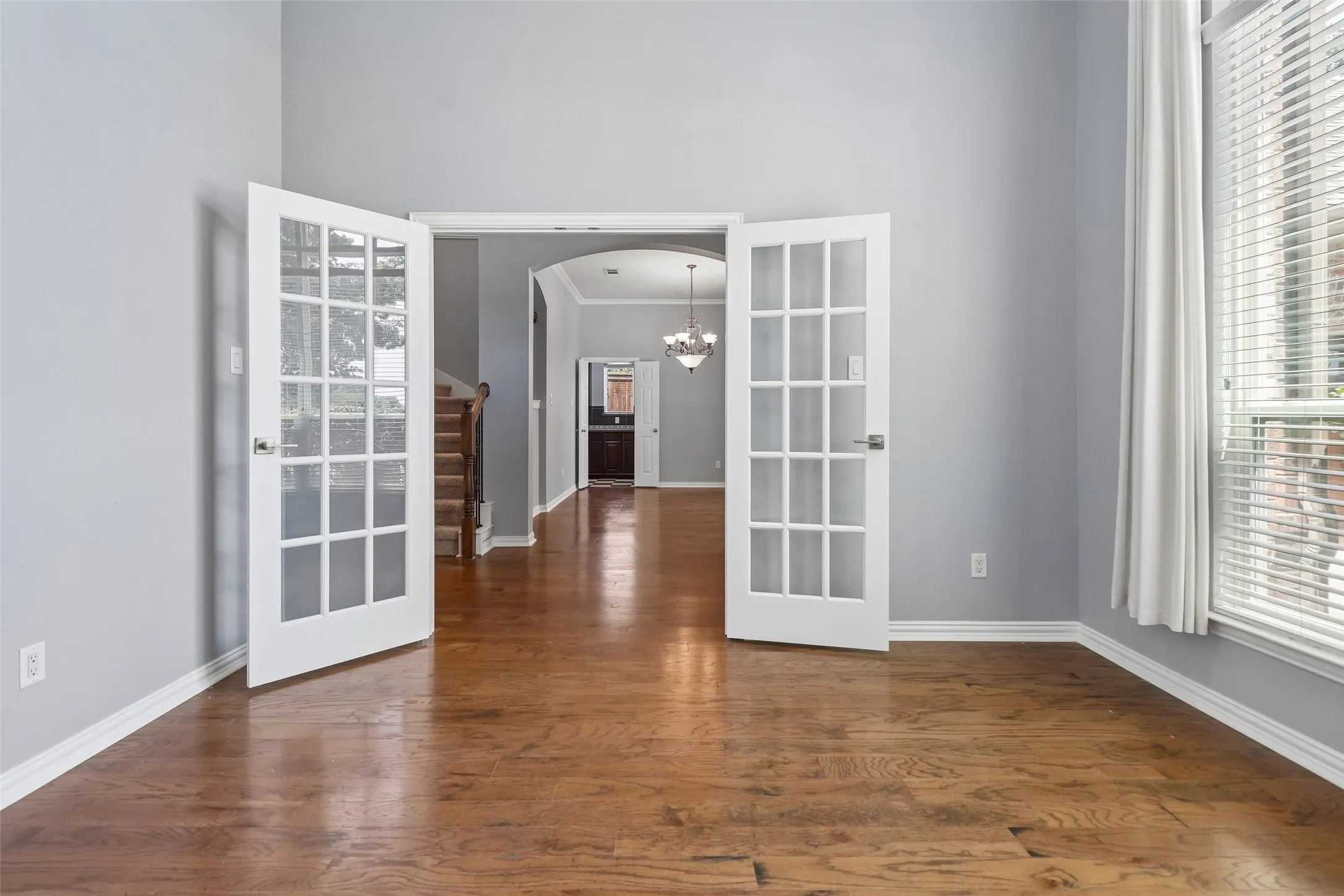Single Family Residence For Sale in Tarrant County , 9601 Brazendine Drive, Fort Worth, Texas 76244, 4 Bedroom, 4 Bathroom, 2 Garage spaces, 3,834 Sqft, built in 2005, mls#21350377, Real Estate Agent in Fort Worth, Homes For Sale in Tarrant county, Homes For Sale in Fort Worth, Realtor in Fort Worth Texas, Real Estate Brokerage Independent Realty Texas, Luminita Cordes Realtor
