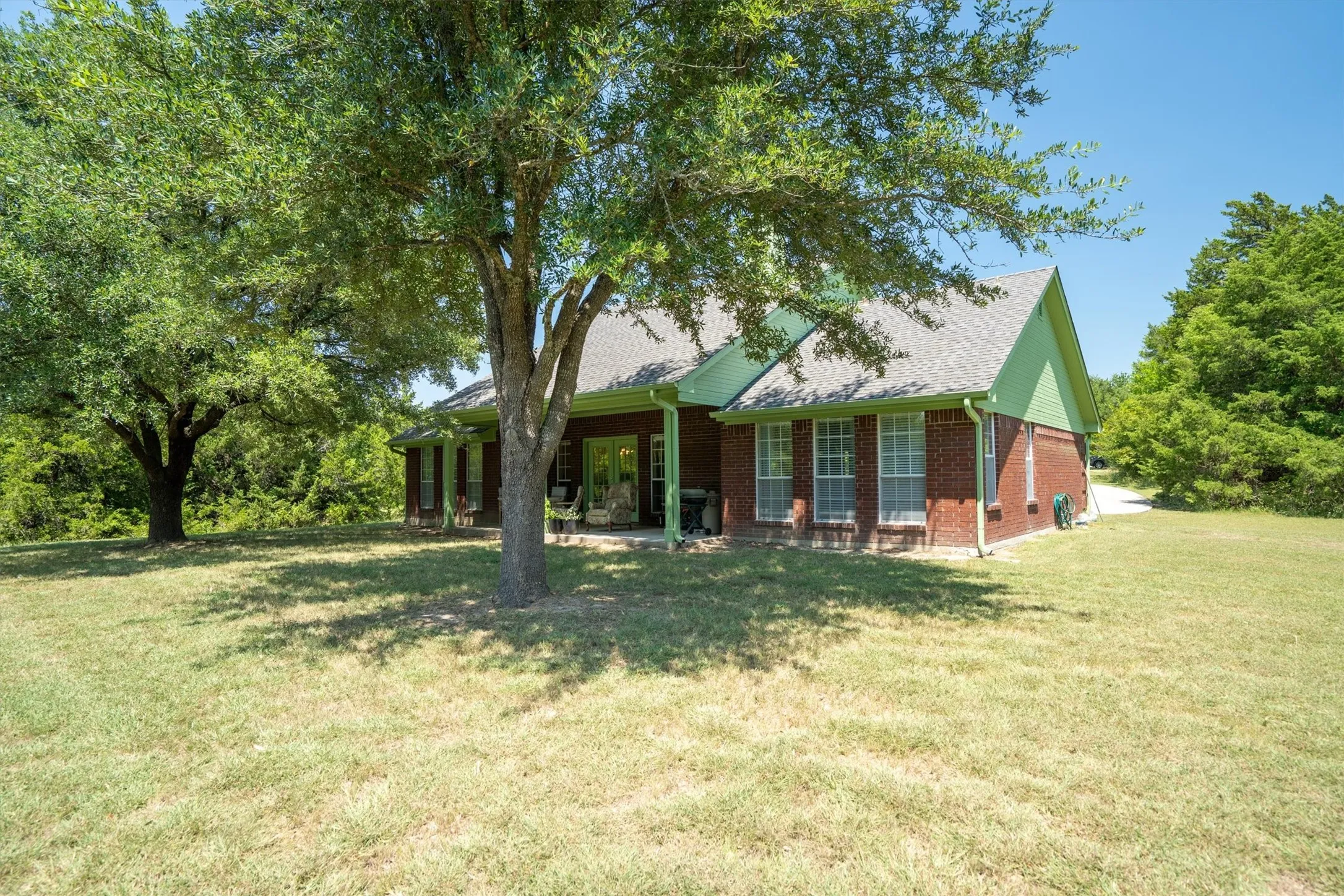 Single Family Residence For Sale in Collin County , 1625 County Road 561, Princeton, Texas 75407, 3 Bedrooms, 3 Bathrooms, Garage spaces, 1,666 Sqft, built in 1994, Price $945,000, mls#21349507, Real Estate Agent in Princeton, Homes For Sale in Collin county, Homes For Sale in Princeton, Realtor in Princeton Texas, Real Estate Brokerage Independent Realty Texas, Luminita Cordes Realtor