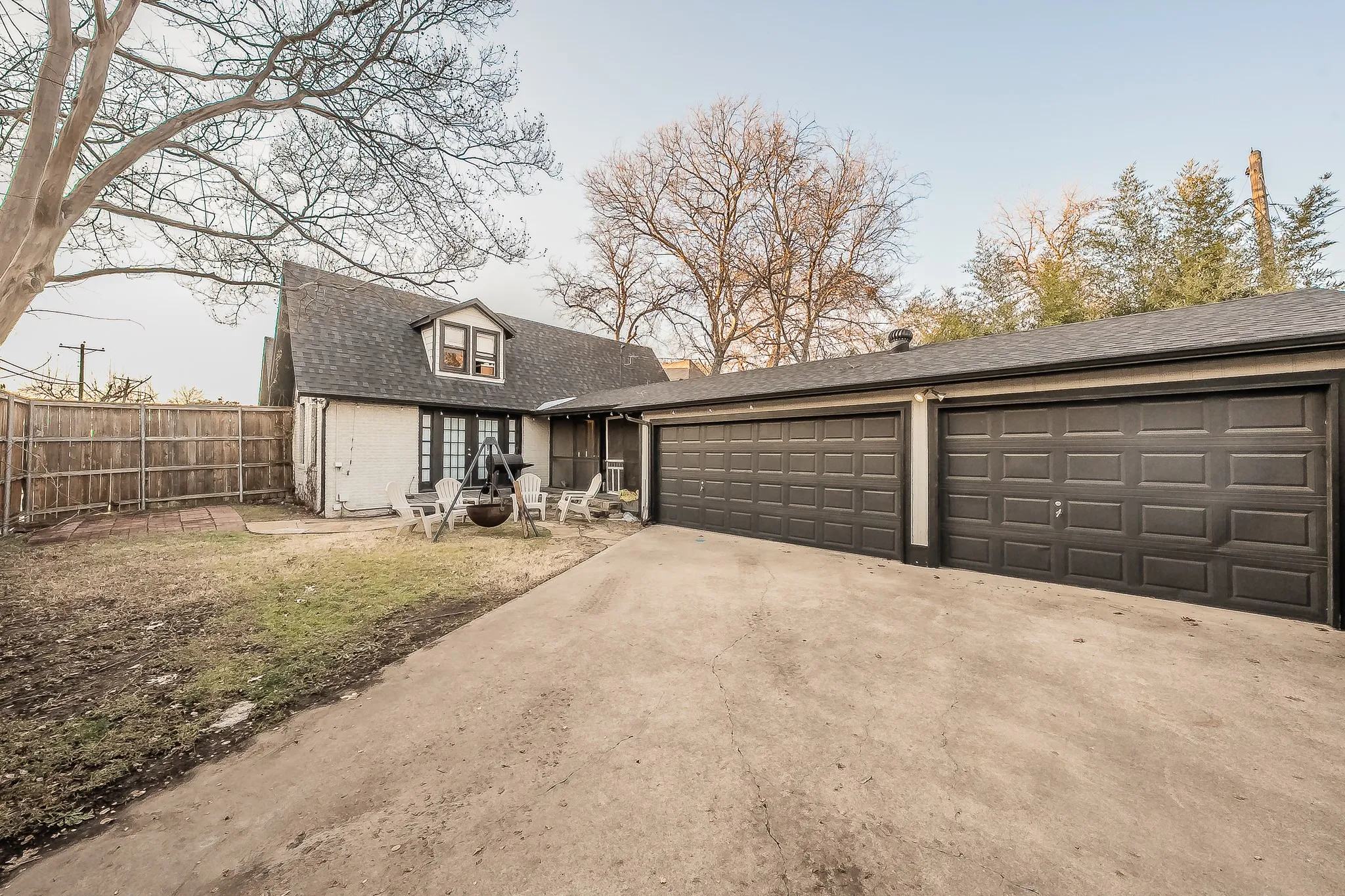 Single Family Residence For Sale in Tarrant County , 3257 Greene Avenue, Fort Worth, Texas 76109, 3 Bedroom, 2 Bathroom, 3 Garage spaces, 2,224 Sqft, built in 1932, Price $621,500, mls#21349198, Real Estate Agent in Fort Worth, Homes For Sale in Tarrant county, Homes For Sale in Fort Worth, Realtor in Fort Worth Texas, Real Estate Brokerage Independent Realty Texas, Luminita Cordes Realtor