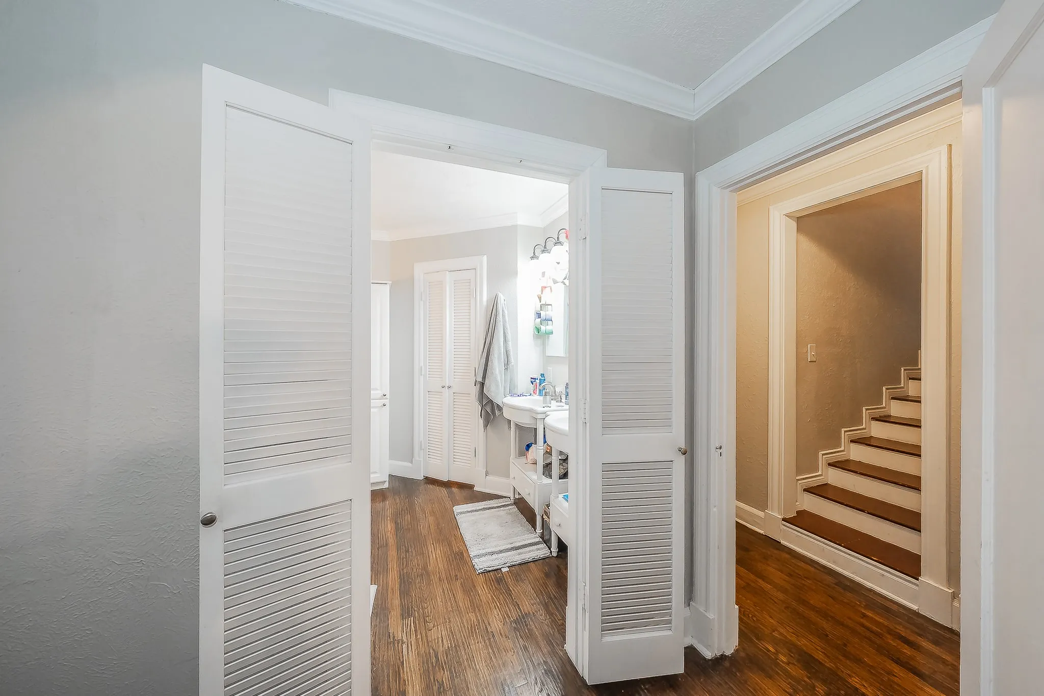 Single Family Residence For Sale in Tarrant County , 3257 Greene Avenue, Fort Worth, Texas 76109, 3 Bedroom, 2 Bathroom, 3 Garage spaces, 2,224 Sqft, built in 1932, Price $621,500, mls#21349198, Real Estate Agent in Fort Worth, Homes For Sale in Tarrant county, Homes For Sale in Fort Worth, Realtor in Fort Worth Texas, Real Estate Brokerage Independent Realty Texas, Luminita Cordes Realtor