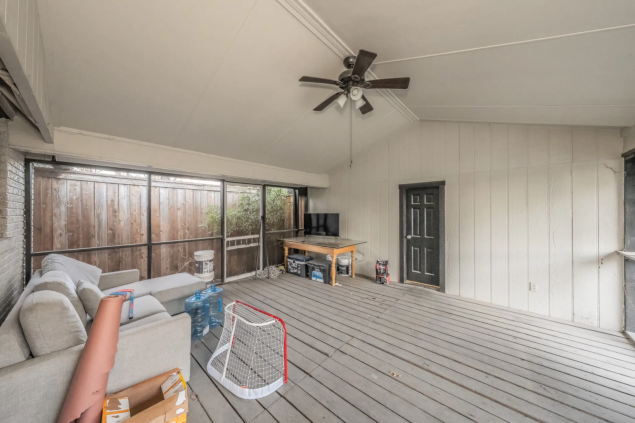 Single Family Residence For Sale in Tarrant County , 3257 Greene Avenue, Fort Worth, Texas 76109, 3 Bedroom, 2 Bathroom, 3 Garage spaces, 2,224 Sqft, built in 1932, Price $621,500, mls#21349198, Real Estate Agent in Fort Worth, Homes For Sale in Tarrant county, Homes For Sale in Fort Worth, Realtor in Fort Worth Texas, Real Estate Brokerage Independent Realty Texas, Luminita Cordes Realtor