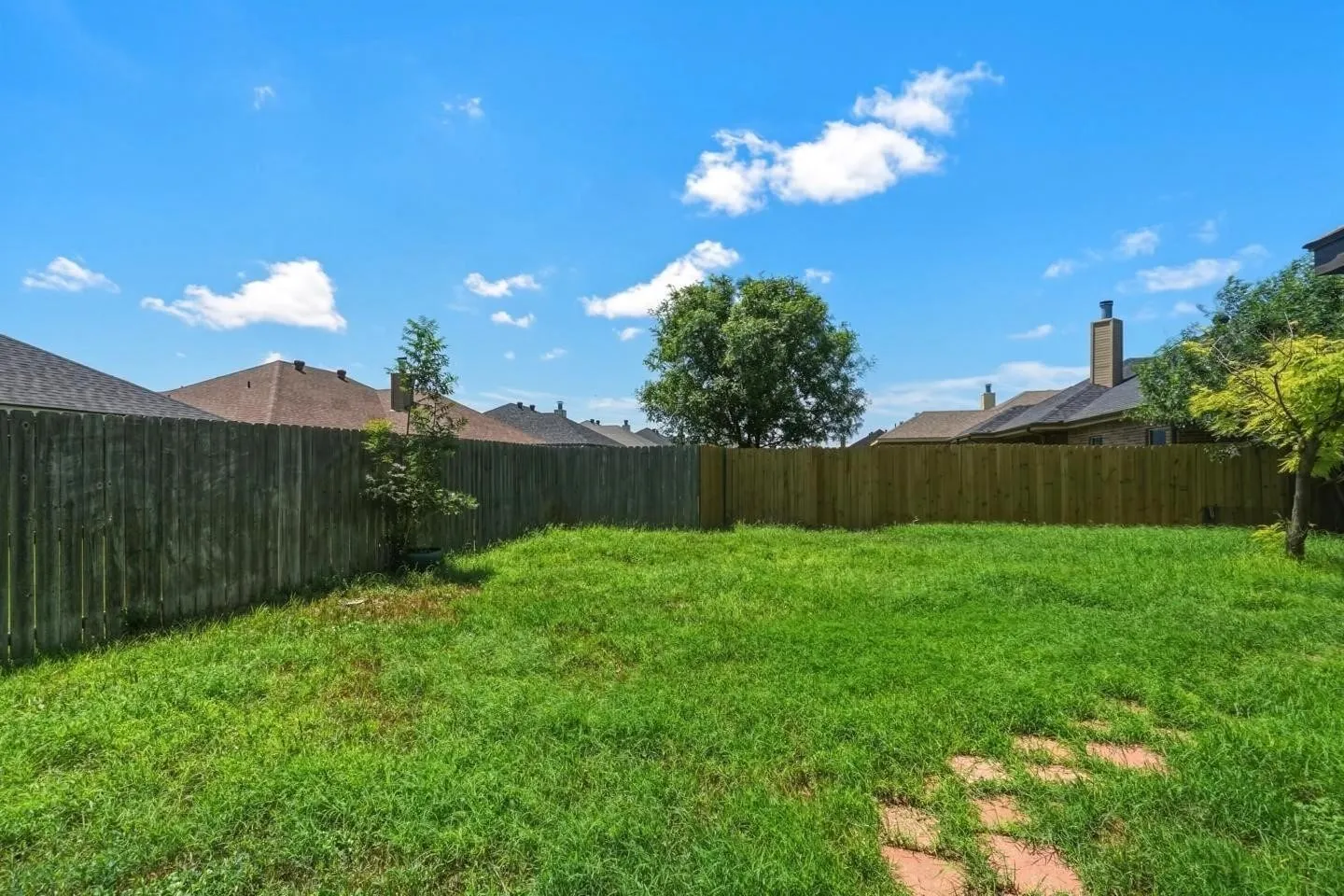 Single Family Residence For Sale in Taylor County , 5117 Spring Creek Road, Abilene, Texas 79602, 3 Bedroom, 2 Bathroom, 2 Garage spaces, 1,518 Sqft, built in 2011, mls#21351144, Real Estate Agent in Abilene, Homes For Sale in Taylor county, Homes For Sale in Abilene, Realtor in Abilene Texas, Real Estate Brokerage Independent Realty Texas, Luminita Cordes Realtor