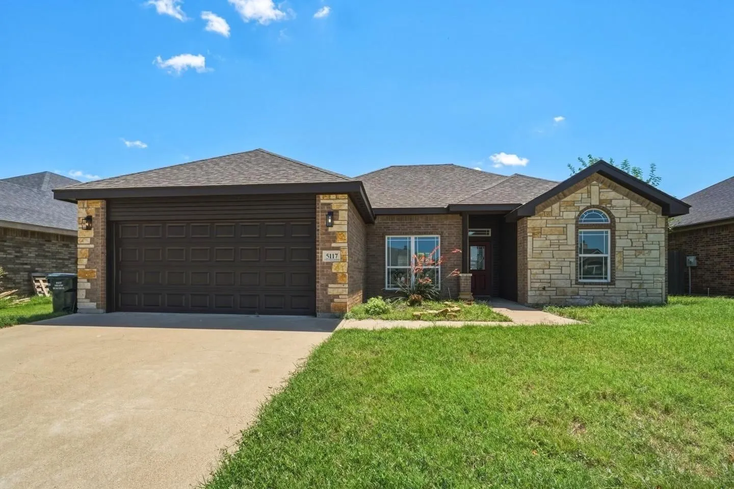 Single Family Residence For Sale in Taylor County , 5117 Spring Creek Road, Abilene, Texas 79602, 3 Bedroom, 2 Bathroom, 2 Garage spaces, 1,518 Sqft, built in 2011, mls#21351144, Real Estate Agent in Abilene, Homes For Sale in Taylor county, Homes For Sale in Abilene, Realtor in Abilene Texas, Real Estate Brokerage Independent Realty Texas, Luminita Cordes Realtor