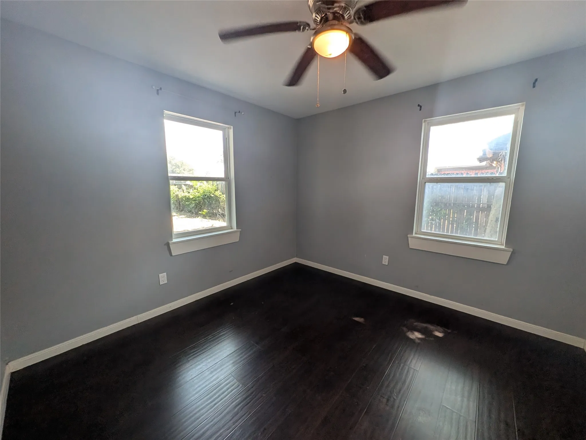 Single Family Residence For Sale in Dallas County , 2407 El Capitan Drive, Dallas, Texas 75228, 3 Bedroom, 1 Bathroom, Garage spaces, 1,200 Sqft, built in 1955, mls#21351143, Real Estate Agent in Dallas, Homes For Sale in Dallas county, Homes For Sale in Dallas, Realtor in Dallas Texas, Real Estate Brokerage Independent Realty Texas, Luminita Cordes Realtor