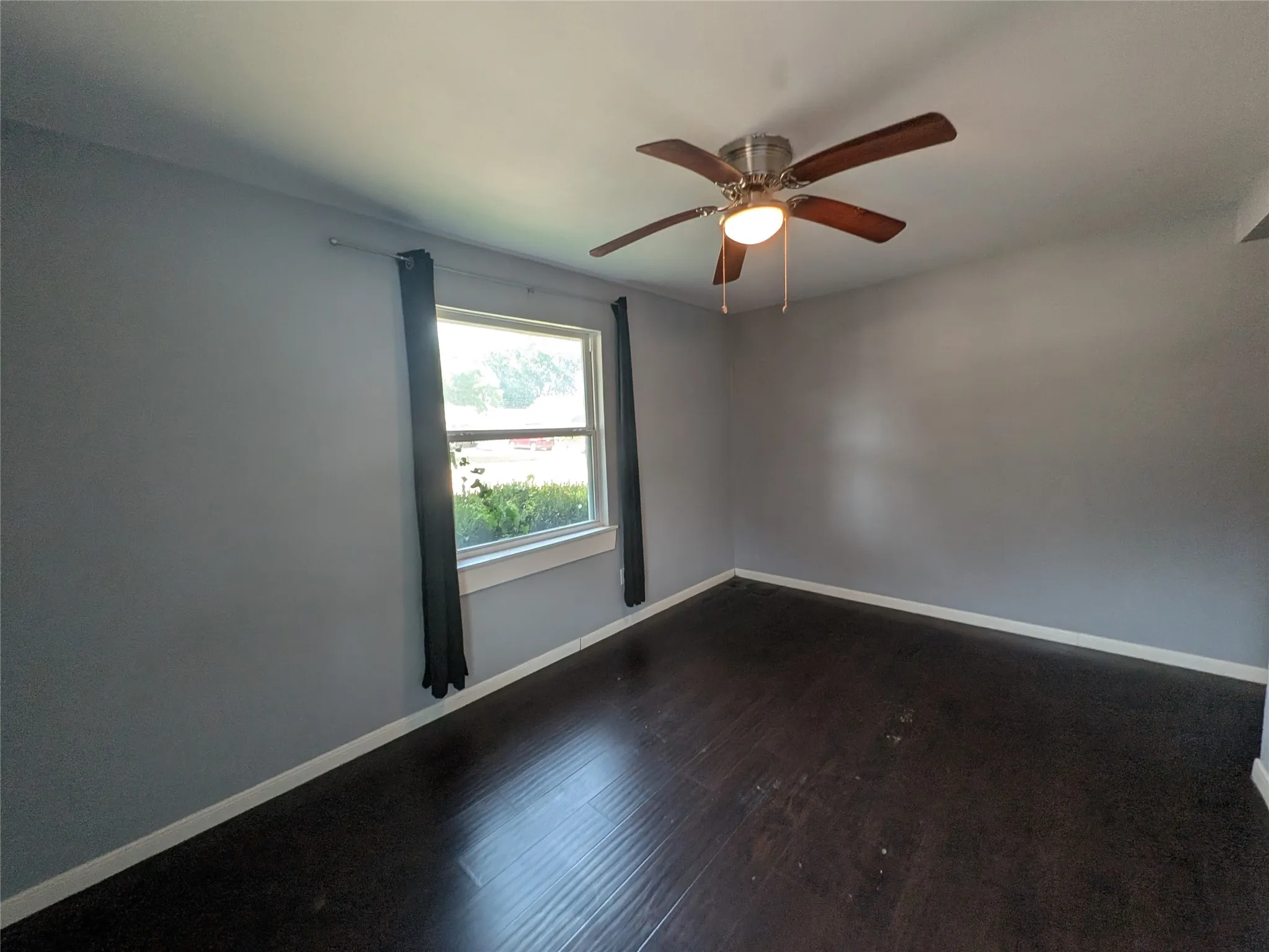 Single Family Residence For Sale in Dallas County , 2407 El Capitan Drive, Dallas, Texas 75228, 3 Bedroom, 1 Bathroom, Garage spaces, 1,200 Sqft, built in 1955, mls#21351143, Real Estate Agent in Dallas, Homes For Sale in Dallas county, Homes For Sale in Dallas, Realtor in Dallas Texas, Real Estate Brokerage Independent Realty Texas, Luminita Cordes Realtor