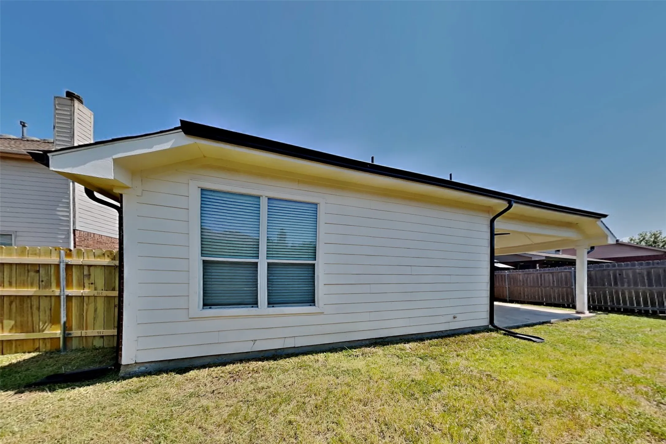 Single Family Residence For Rent in Rockwall County , 405 Hackberry Drive, Fate, Texas 75087, 3 Bedroom, 2 Bathroom, 2 Garage spaces, 2,075 Sqft, built in 2005, mls#21351171, Real Estate Agent in Fate, Homes For Rent in Rockwall county, Homes For Rent in Fate, Realtor in Fate Texas, Real Estate Brokerage Independent Realty Texas, Luminita Cordes Realtor