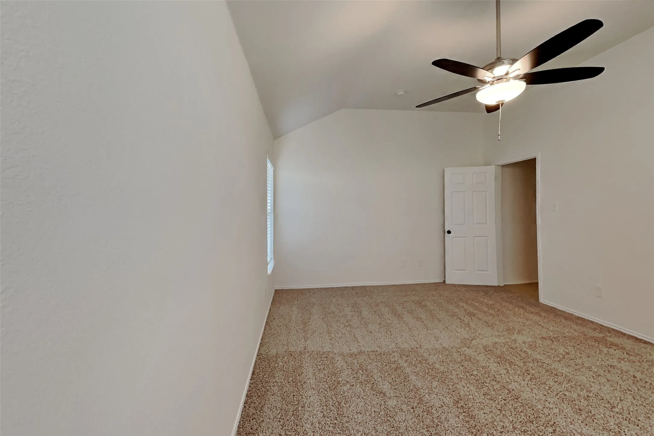Single Family Residence For Rent in Rockwall County , 405 Hackberry Drive, Fate, Texas 75087, 3 Bedroom, 2 Bathroom, 2 Garage spaces, 2,075 Sqft, built in 2005, mls#21351171, Real Estate Agent in Fate, Homes For Rent in Rockwall county, Homes For Rent in Fate, Realtor in Fate Texas, Real Estate Brokerage Independent Realty Texas, Luminita Cordes Realtor