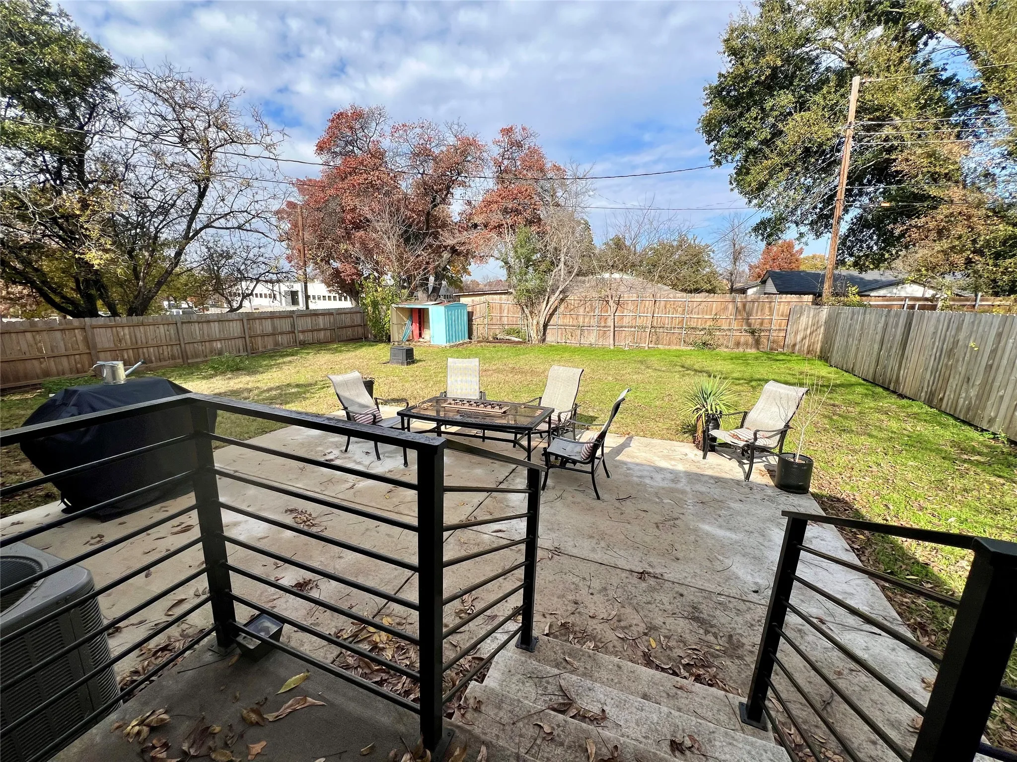 Single Family Residence For Rent in Tarrant County , 1113 Eric Avenue, Arlington, Texas 76012, 3 Bedroom, 2 Bathroom, 1 Garage spaces, 1,332 Sqft, built in 1958, mls#21351178, Real Estate Agent in Arlington, Homes For Rent in Tarrant county, Homes For Rent in Arlington, Realtor in Arlington Texas, Real Estate Brokerage Independent Realty Texas, Luminita Cordes Realtor