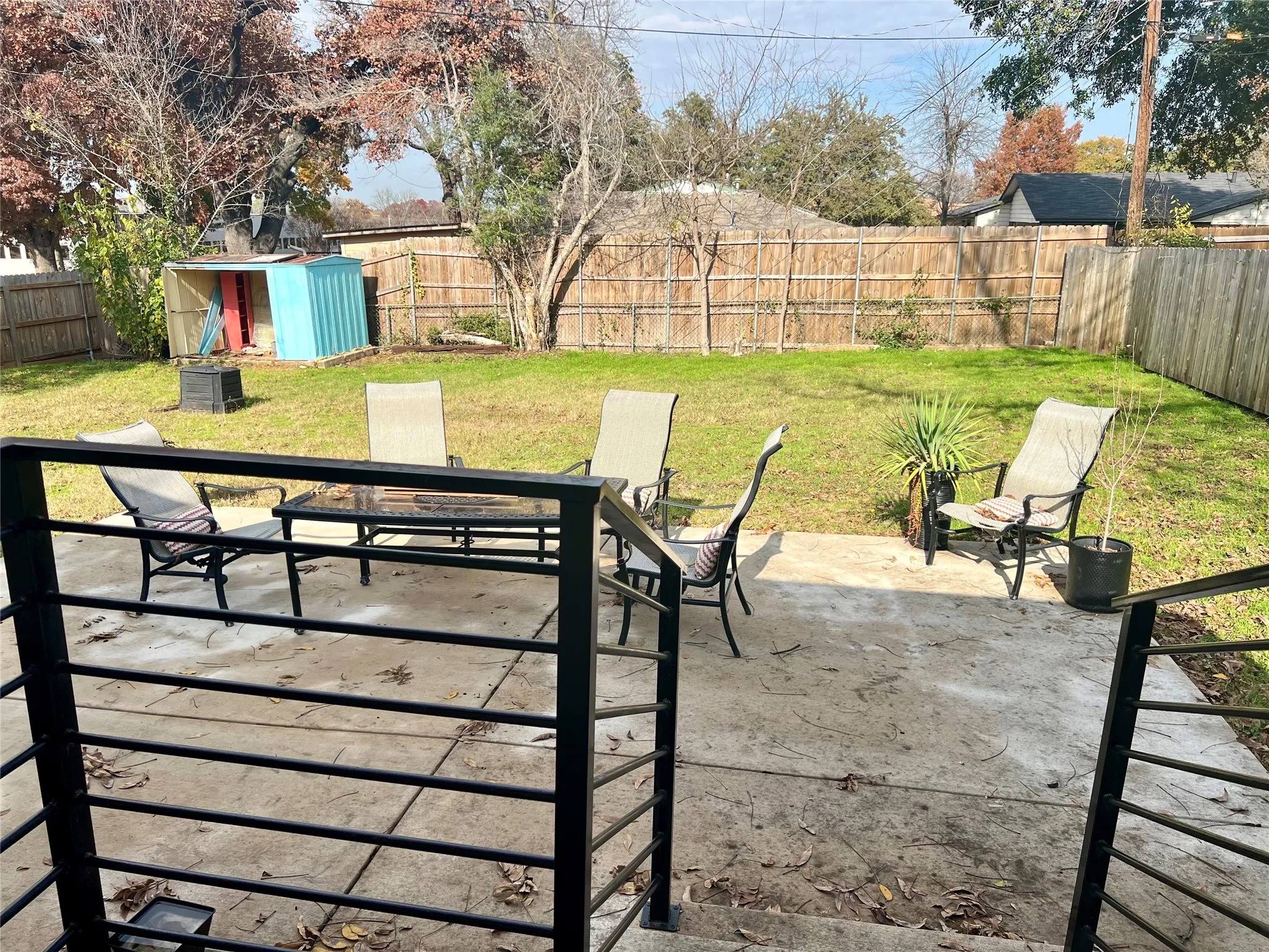Single Family Residence For Rent in Tarrant County , 1113 Eric Avenue, Arlington, Texas 76012, 3 Bedroom, 2 Bathroom, 1 Garage spaces, 1,332 Sqft, built in 1958, mls#21351178, Real Estate Agent in Arlington, Homes For Rent in Tarrant county, Homes For Rent in Arlington, Realtor in Arlington Texas, Real Estate Brokerage Independent Realty Texas, Luminita Cordes Realtor