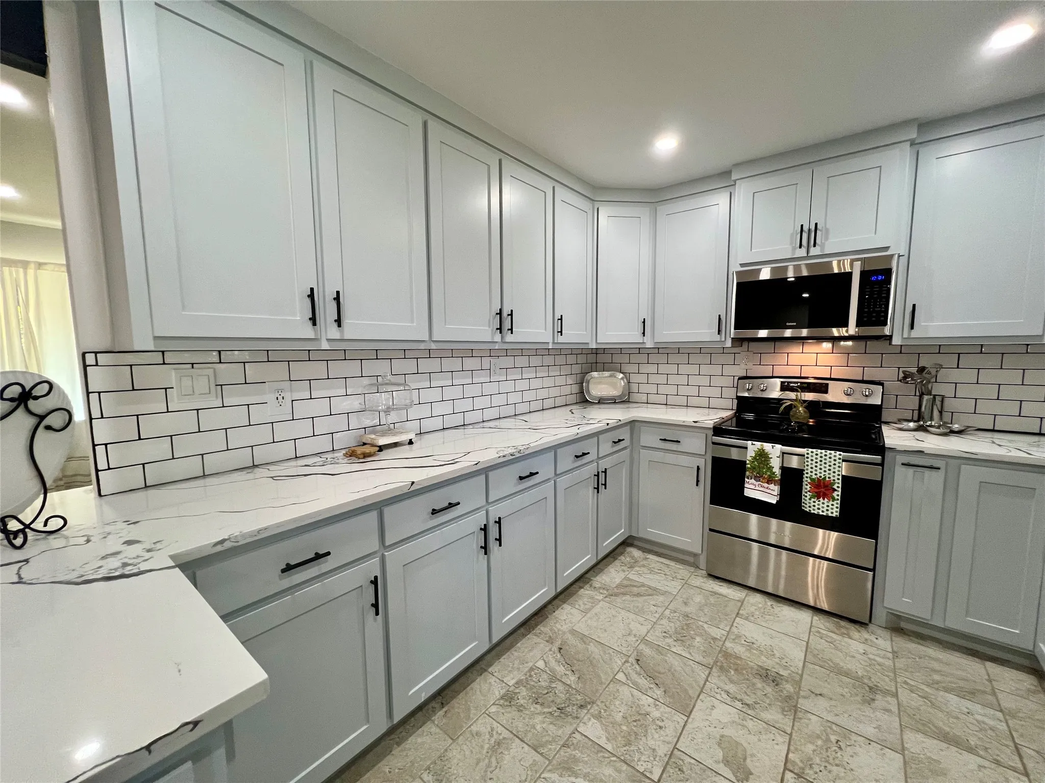 Single Family Residence For Rent in Tarrant County , 1113 Eric Avenue, Arlington, Texas 76012, 3 Bedroom, 2 Bathroom, 1 Garage spaces, 1,332 Sqft, built in 1958, mls#21351178, Real Estate Agent in Arlington, Homes For Rent in Tarrant county, Homes For Rent in Arlington, Realtor in Arlington Texas, Real Estate Brokerage Independent Realty Texas, Luminita Cordes Realtor