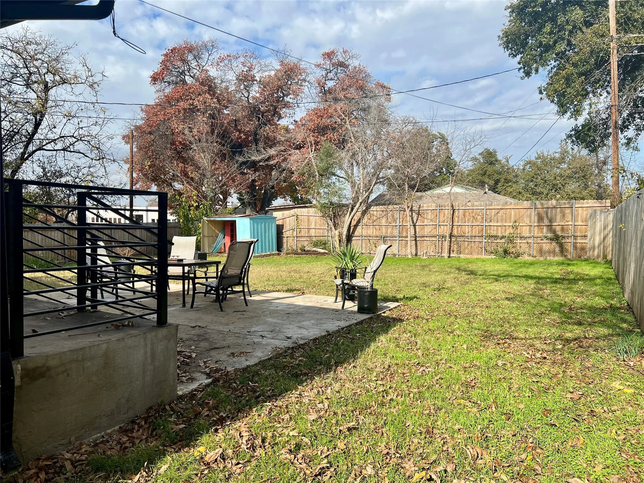 Single Family Residence For Rent in Tarrant County , 1113 Eric Avenue, Arlington, Texas 76012, 3 Bedroom, 2 Bathroom, 1 Garage spaces, 1,332 Sqft, built in 1958, mls#21351178, Real Estate Agent in Arlington, Homes For Rent in Tarrant county, Homes For Rent in Arlington, Realtor in Arlington Texas, Real Estate Brokerage Independent Realty Texas, Luminita Cordes Realtor