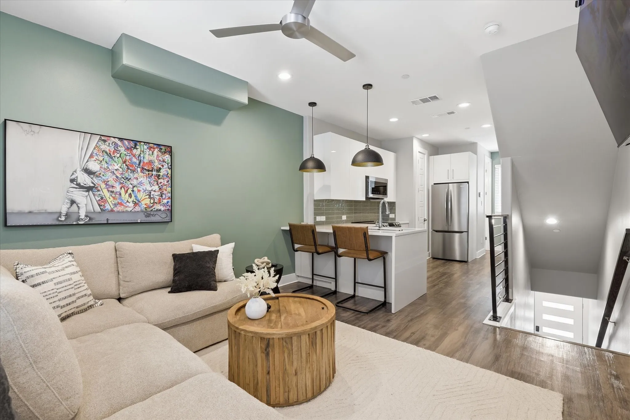 Condominium For Sale in Tarrant County , 1118 Galveston Avenue 5, Fort Worth, Texas 76104, 1 Bedroom, 2 Bathroom, 1 Garage spaces, 1,130 Sqft, built in 2021, mls#21339722, Real Estate Agent in Fort Worth, Homes For Sale in Tarrant county, Homes For Sale in Fort Worth, Realtor in Fort Worth Texas, Real Estate Brokerage Independent Realty Texas, Luminita Cordes Realtor