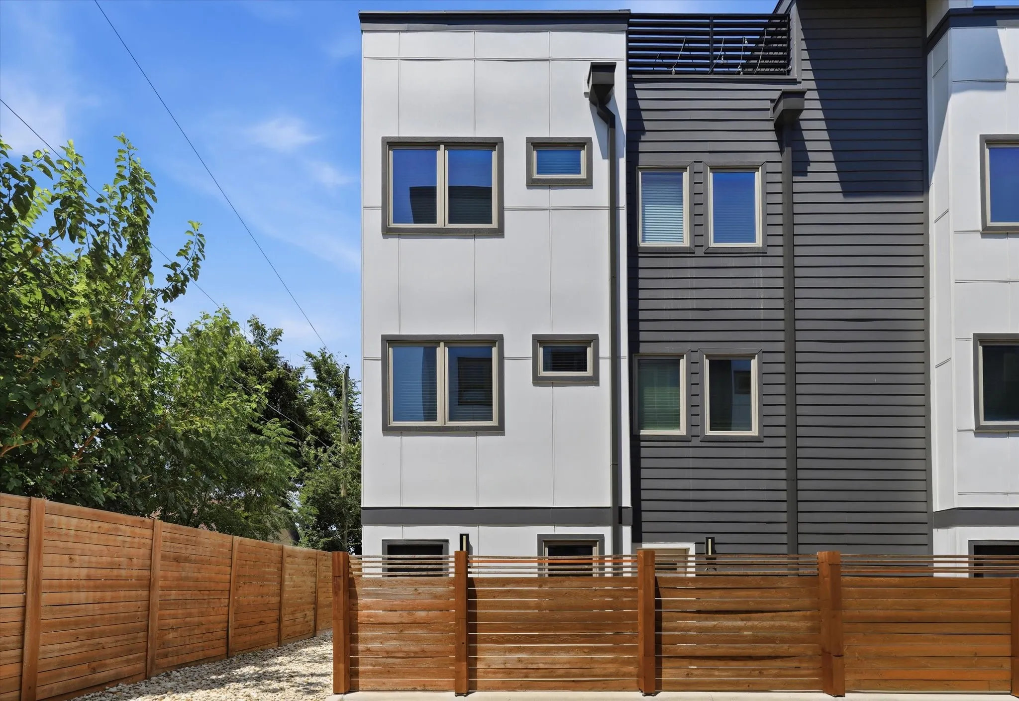 Condominium For Sale in Tarrant County , 1118 Galveston Avenue 5, Fort Worth, Texas 76104, 1 Bedroom, 2 Bathroom, 1 Garage spaces, 1,130 Sqft, built in 2021, mls#21339722, Real Estate Agent in Fort Worth, Homes For Sale in Tarrant county, Homes For Sale in Fort Worth, Realtor in Fort Worth Texas, Real Estate Brokerage Independent Realty Texas, Luminita Cordes Realtor