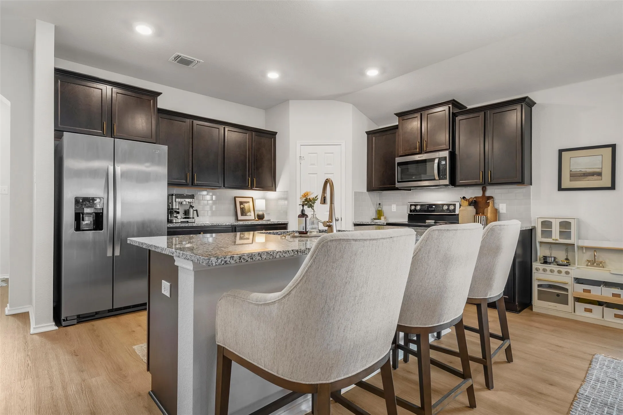 Single Family Residence For Sale in Mc Lennan County , 3204 Autry Road, Waco, Texas 76655, 3 Bedroom, 2 Bathroom, 2 Garage spaces, 1,728 Sqft, built in 2021, mls#21349844, Real Estate Agent in Waco, Homes For Sale in Mc Lennan county, Homes For Sale in Waco, Realtor in Waco Texas, Real Estate Brokerage Independent Realty Texas, Luminita Cordes Realtor