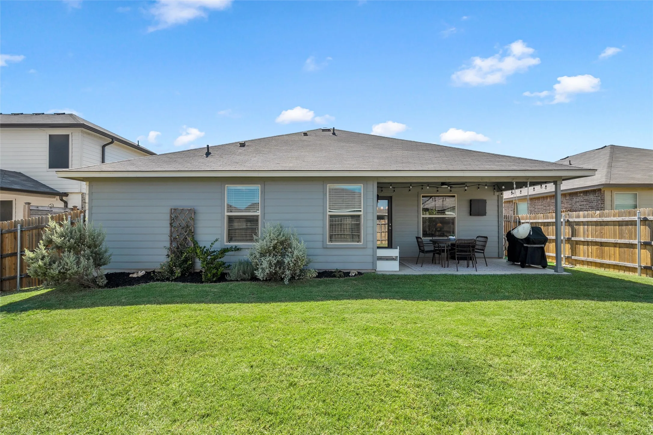 Single Family Residence For Sale in Mc Lennan County , 3204 Autry Road, Waco, Texas 76655, 3 Bedroom, 2 Bathroom, 2 Garage spaces, 1,728 Sqft, built in 2021, mls#21349844, Real Estate Agent in Waco, Homes For Sale in Mc Lennan county, Homes For Sale in Waco, Realtor in Waco Texas, Real Estate Brokerage Independent Realty Texas, Luminita Cordes Realtor
