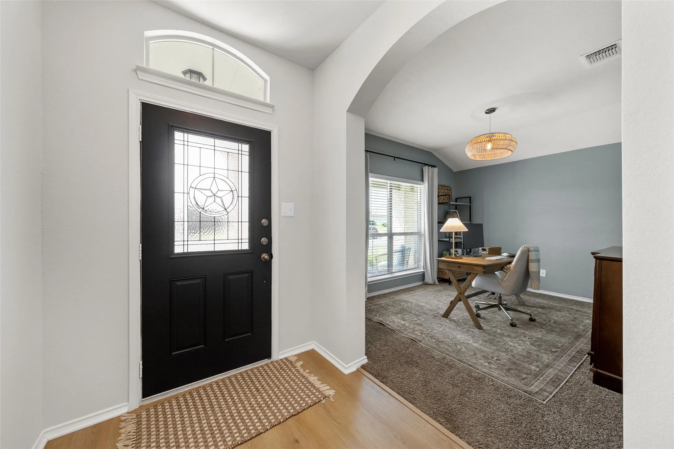 Single Family Residence For Sale in Mc Lennan County , 3204 Autry Road, Waco, Texas 76655, 3 Bedroom, 2 Bathroom, 2 Garage spaces, 1,728 Sqft, built in 2021, mls#21349844, Real Estate Agent in Waco, Homes For Sale in Mc Lennan county, Homes For Sale in Waco, Realtor in Waco Texas, Real Estate Brokerage Independent Realty Texas, Luminita Cordes Realtor