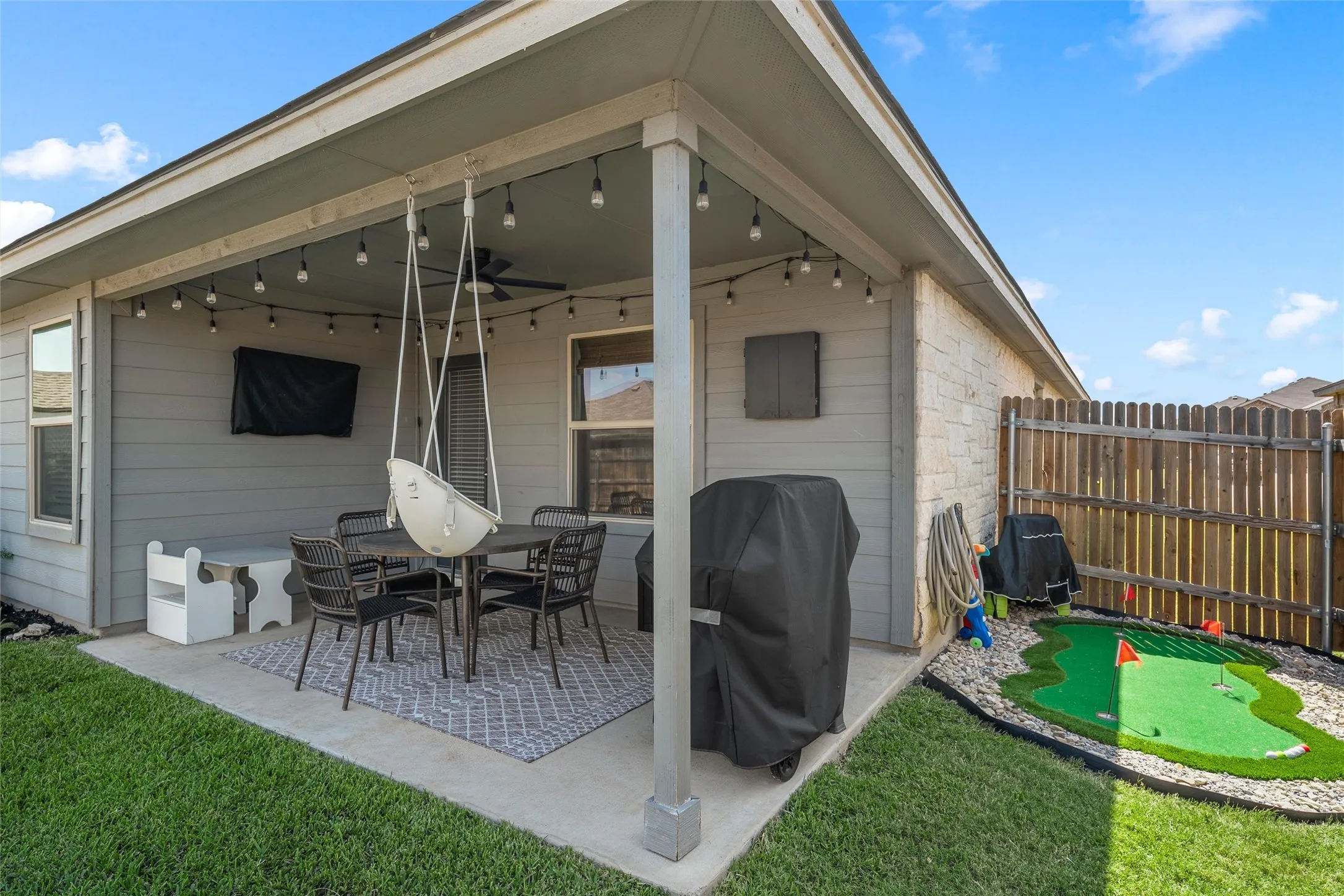 Single Family Residence For Sale in Mc Lennan County , 3204 Autry Road, Waco, Texas 76655, 3 Bedroom, 2 Bathroom, 2 Garage spaces, 1,728 Sqft, built in 2021, mls#21349844, Real Estate Agent in Waco, Homes For Sale in Mc Lennan county, Homes For Sale in Waco, Realtor in Waco Texas, Real Estate Brokerage Independent Realty Texas, Luminita Cordes Realtor