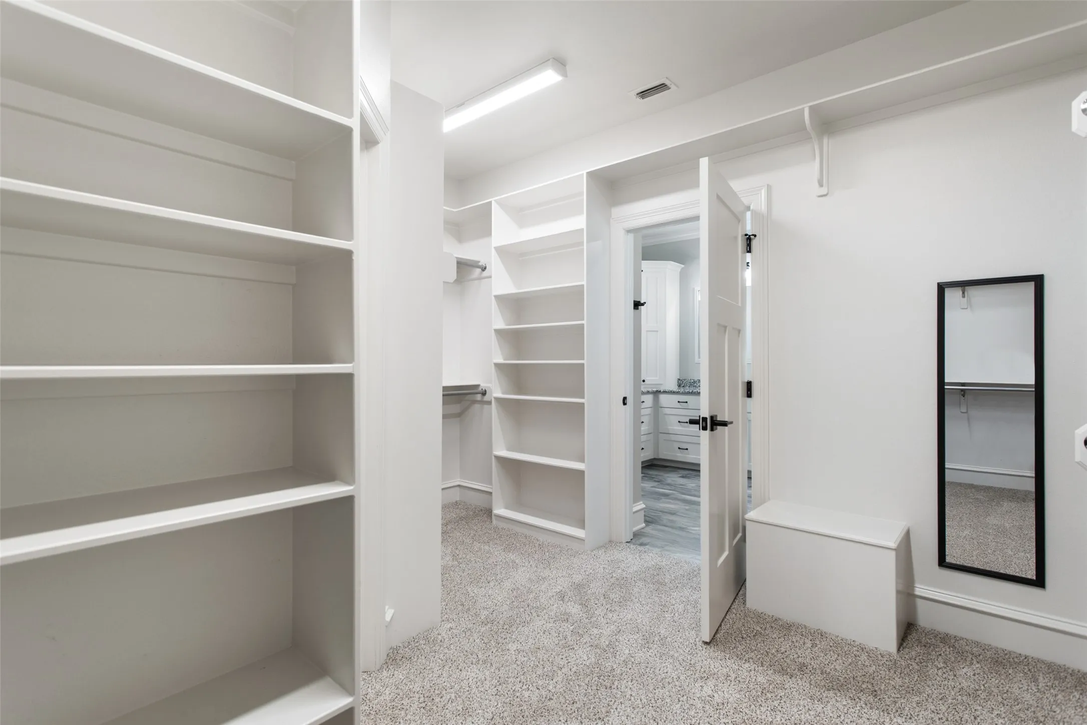 Single Family Residence For Sale in Smith County , 12109 Oak Grove Drive, Tyler, Texas 75706, 4 Bedroom, 3 Bathroom, 2 Garage spaces, 2,137 Sqft, built in 2019, mls#21351210, Real Estate Agent in Tyler, Homes For Sale in Smith county, Homes For Sale in Tyler, Realtor in Tyler Texas, Real Estate Brokerage Independent Realty Texas, Luminita Cordes Realtor