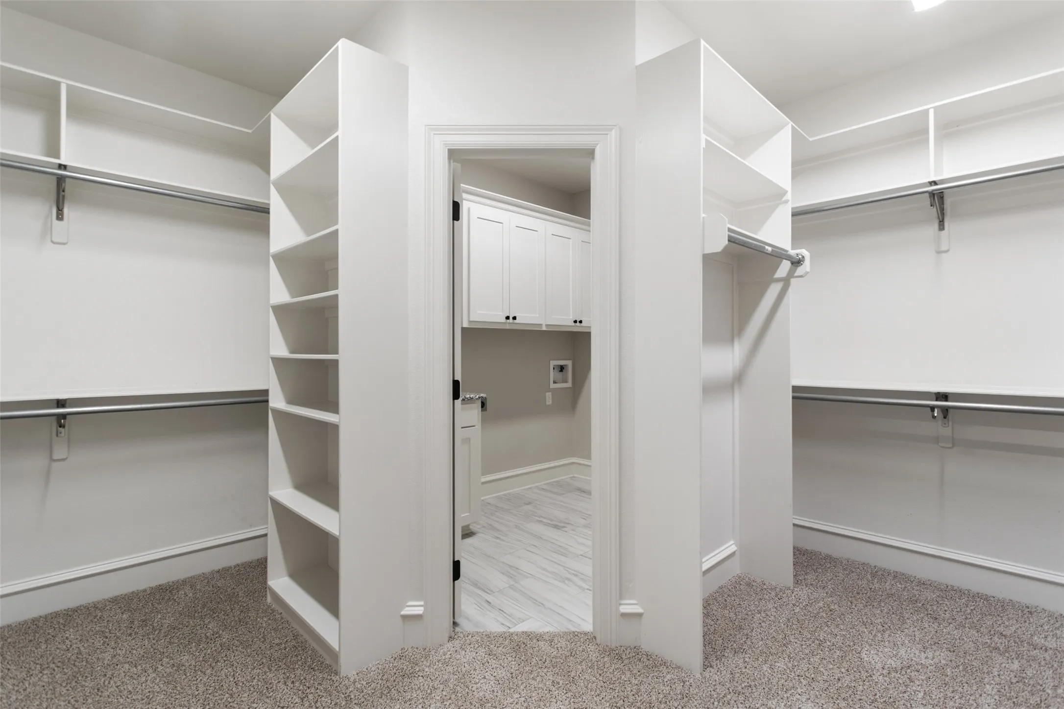 Single Family Residence For Sale in Smith County , 12109 Oak Grove Drive, Tyler, Texas 75706, 4 Bedroom, 3 Bathroom, 2 Garage spaces, 2,137 Sqft, built in 2019, mls#21351210, Real Estate Agent in Tyler, Homes For Sale in Smith county, Homes For Sale in Tyler, Realtor in Tyler Texas, Real Estate Brokerage Independent Realty Texas, Luminita Cordes Realtor