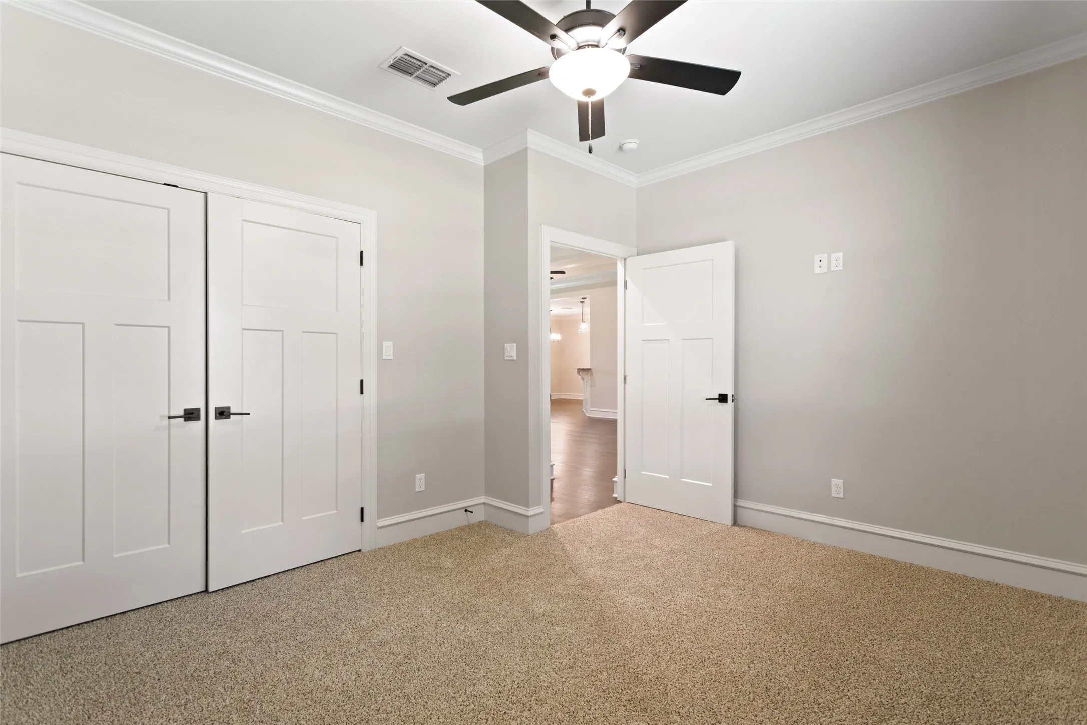 Single Family Residence For Sale in Smith County , 12109 Oak Grove Drive, Tyler, Texas 75706, 4 Bedroom, 3 Bathroom, 2 Garage spaces, 2,137 Sqft, built in 2019, mls#21351210, Real Estate Agent in Tyler, Homes For Sale in Smith county, Homes For Sale in Tyler, Realtor in Tyler Texas, Real Estate Brokerage Independent Realty Texas, Luminita Cordes Realtor