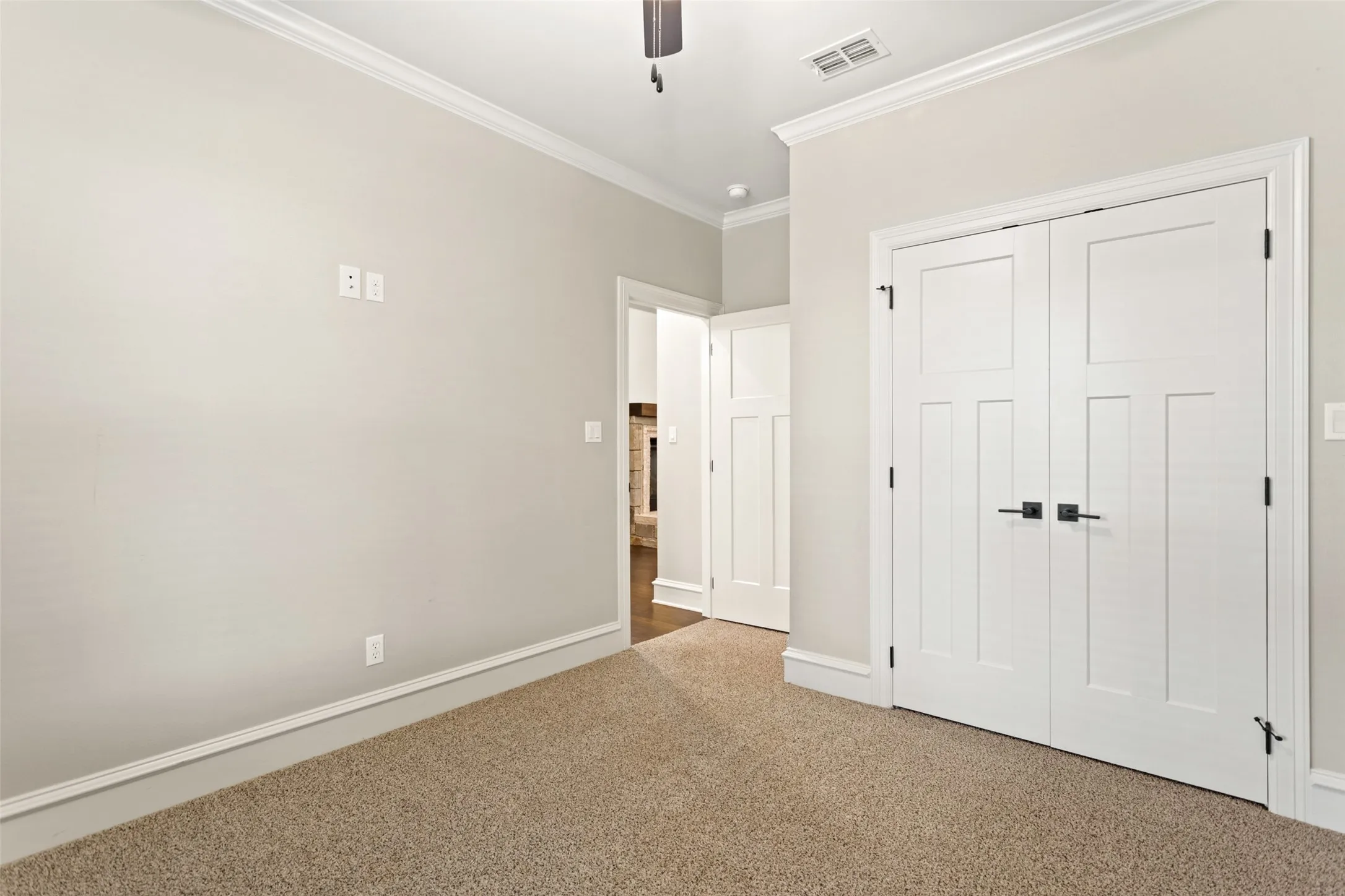 Single Family Residence For Sale in Smith County , 12109 Oak Grove Drive, Tyler, Texas 75706, 4 Bedroom, 3 Bathroom, 2 Garage spaces, 2,137 Sqft, built in 2019, mls#21351210, Real Estate Agent in Tyler, Homes For Sale in Smith county, Homes For Sale in Tyler, Realtor in Tyler Texas, Real Estate Brokerage Independent Realty Texas, Luminita Cordes Realtor