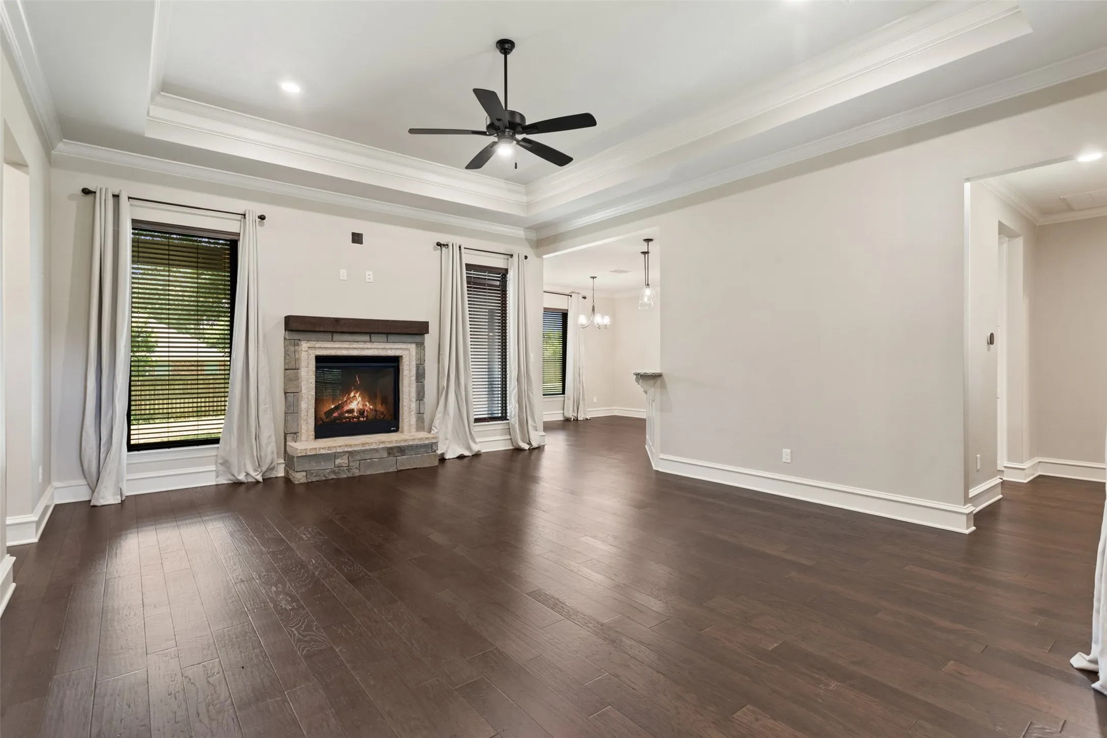 Single Family Residence For Sale in Smith County , 12109 Oak Grove Drive, Tyler, Texas 75706, 4 Bedroom, 3 Bathroom, 2 Garage spaces, 2,137 Sqft, built in 2019, mls#21351210, Real Estate Agent in Tyler, Homes For Sale in Smith county, Homes For Sale in Tyler, Realtor in Tyler Texas, Real Estate Brokerage Independent Realty Texas, Luminita Cordes Realtor