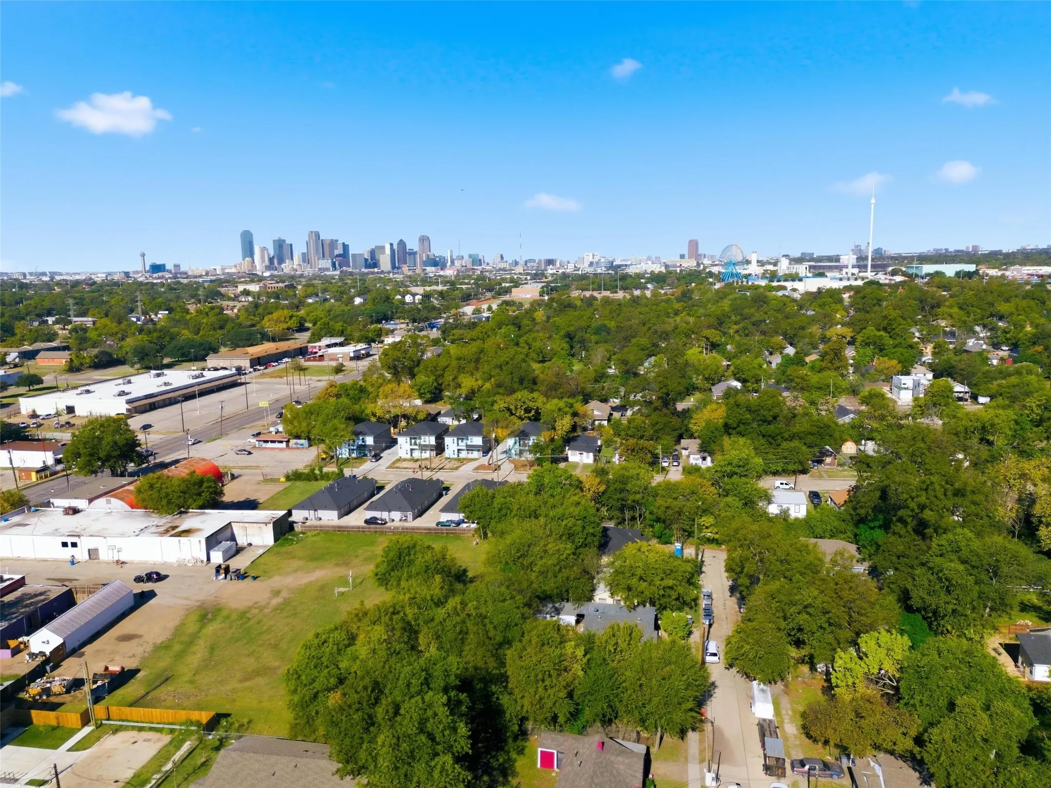 Improved Land For Sale in Dallas County , 2715 Springdale Street, Dallas, Texas 75210, 0, 0, Garage spaces, 0 Sqft, built in 1941, Price $89,900, mls#21351212, Real Estate Agent in Dallas, Homes For Sale in Dallas county, Homes For Sale in Dallas, Realtor in Dallas Texas, Real Estate Brokerage Independent Realty Texas, Luminita Cordes Realtor