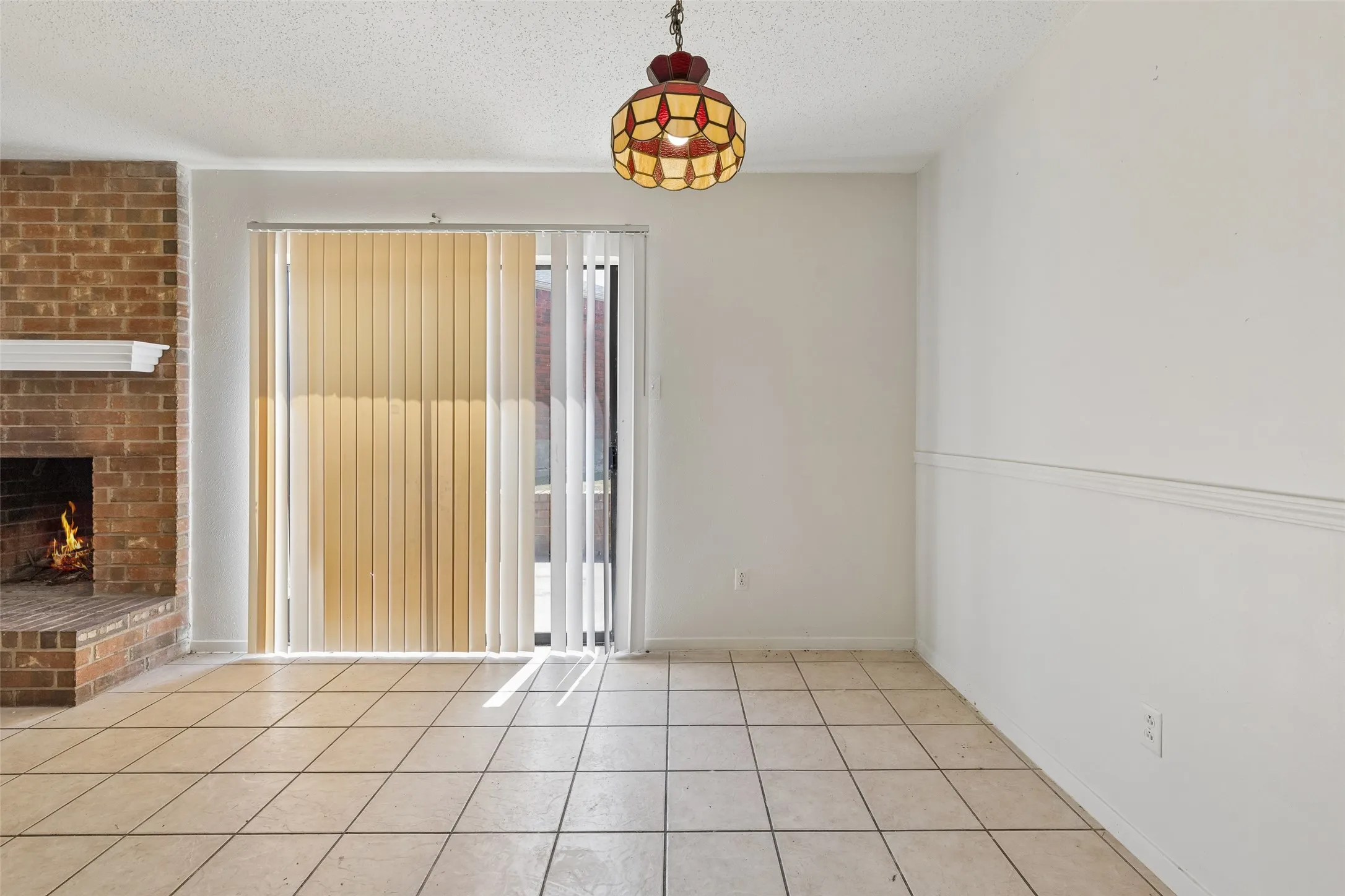 Quadruplex For Sale in Dallas County , 3951 N Garland Avenue 1, Garland, Texas 75040, 10 Bedroom, 8 Bathroom, Garage spaces, 4,089 Sqft, built in 1984, Price $668,000, mls#21349490, Real Estate Agent in Garland, Homes For Sale in Dallas county, Homes For Sale in Garland, Realtor in Garland Texas, Real Estate Brokerage Independent Realty Texas, Luminita Cordes Realtor