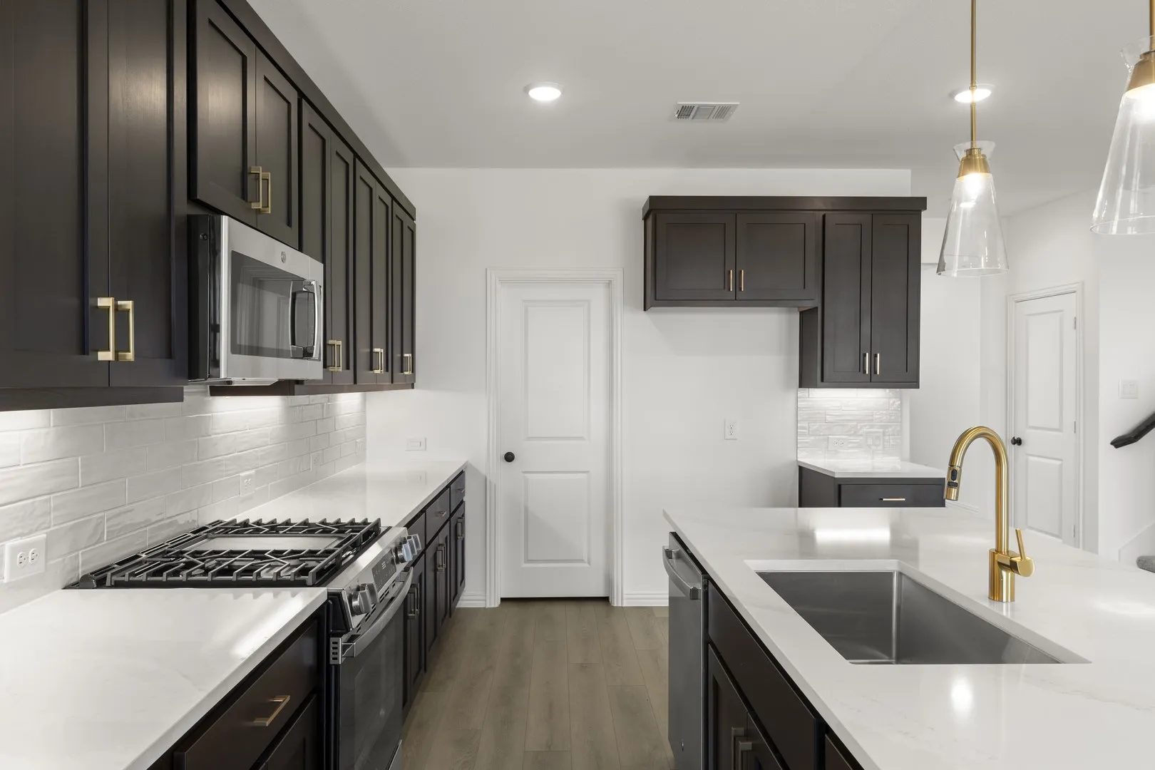 10. 761 Waterhouse Lake - Kitchen (3)