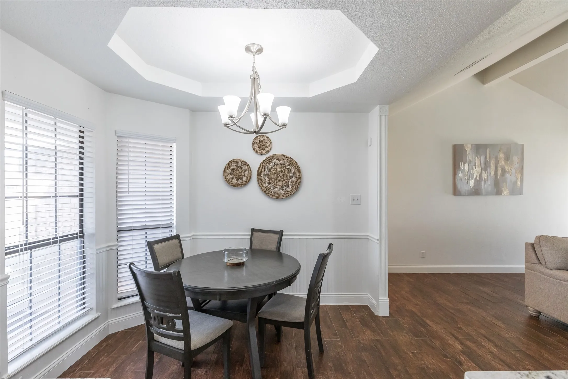 Single Family Residence For Rent in Taylor County , 8073 Bonnie Circle, Abilene, Texas 79606, 5 Bedroom, 3 Bathroom, 2 Garage spaces, 2,085 Sqft, built in 1987, mls#21348737, Real Estate Agent in Abilene, Homes For Rent in Taylor county, Homes For Rent in Abilene, Realtor in Abilene Texas, Real Estate Brokerage Independent Realty Texas, Luminita Cordes Realtor