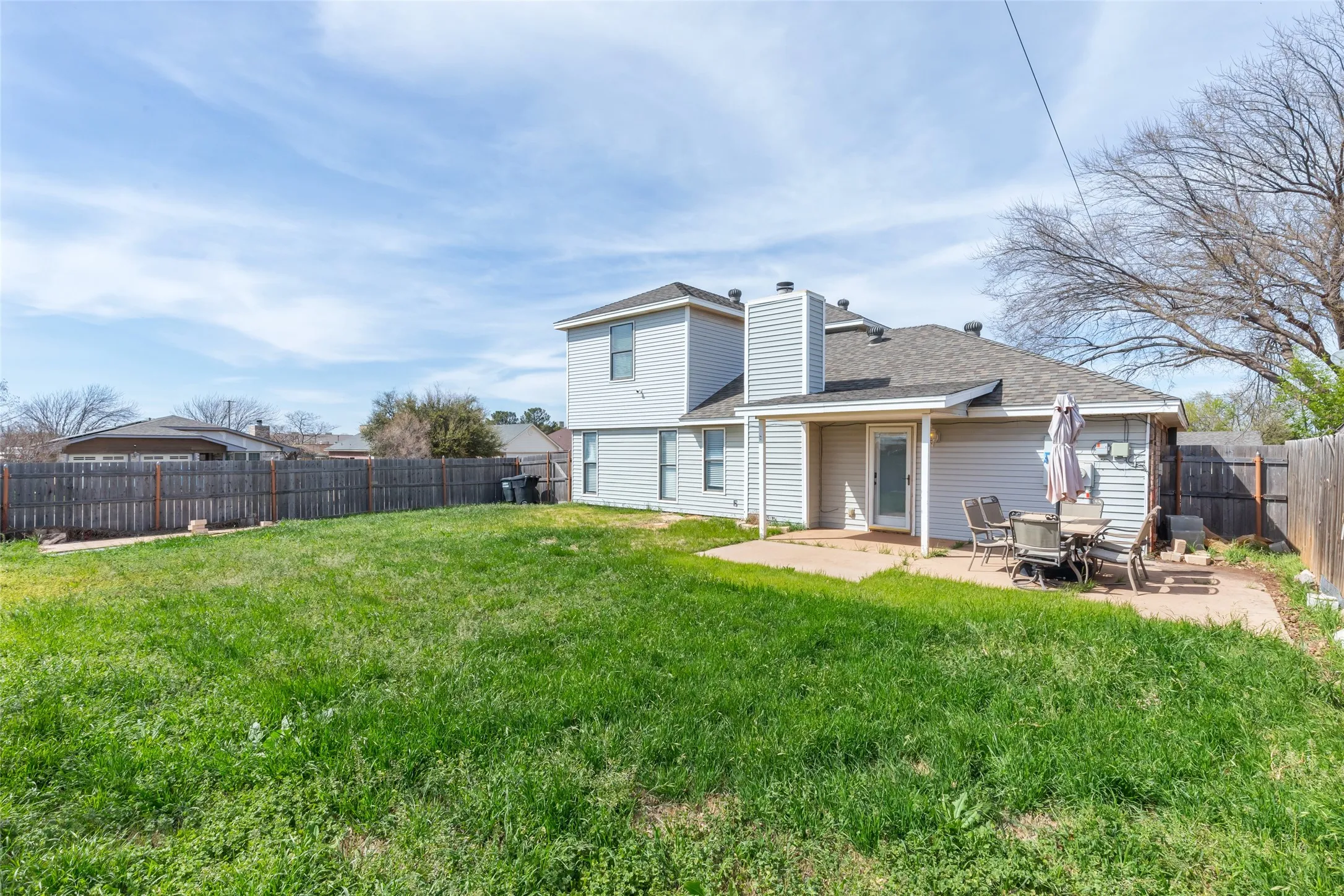 Single Family Residence For Rent in Taylor County , 8073 Bonnie Circle, Abilene, Texas 79606, 5 Bedroom, 3 Bathroom, 2 Garage spaces, 2,085 Sqft, built in 1987, mls#21348737, Real Estate Agent in Abilene, Homes For Rent in Taylor county, Homes For Rent in Abilene, Realtor in Abilene Texas, Real Estate Brokerage Independent Realty Texas, Luminita Cordes Realtor