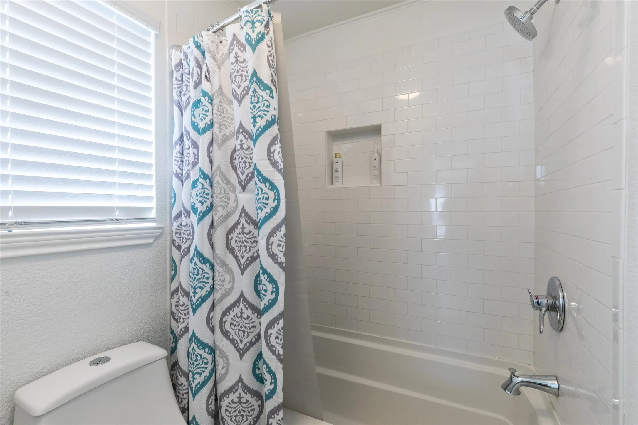 Single Family Residence For Rent in Taylor County , 8073 Bonnie Circle, Abilene, Texas 79606, 5 Bedroom, 3 Bathroom, 2 Garage spaces, 2,085 Sqft, built in 1987, mls#21348737, Real Estate Agent in Abilene, Homes For Rent in Taylor county, Homes For Rent in Abilene, Realtor in Abilene Texas, Real Estate Brokerage Independent Realty Texas, Luminita Cordes Realtor