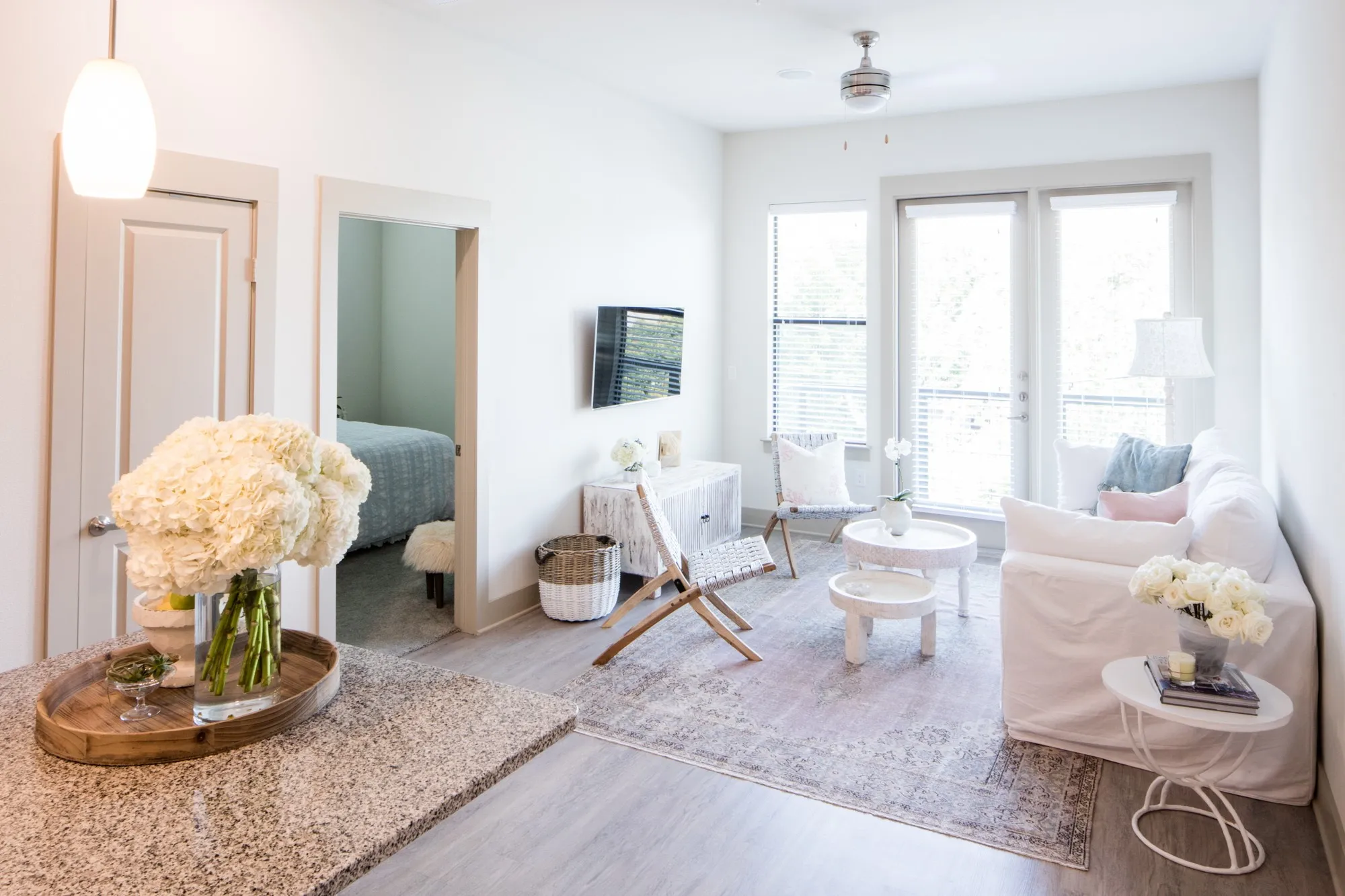 Apartment For Rent in Dallas County , 7518 Eastern Avenue 105, Dallas, Texas 75209, 1 Bedroom, 2 Bathroom, 4 Garage spaces, 973 Sqft, built in 2015, mls#21351217, Real Estate Agent in Dallas, Homes For Rent in Dallas county, Homes For Rent in Dallas, Realtor in Dallas Texas, Real Estate Brokerage Independent Realty Texas, Luminita Cordes Realtor