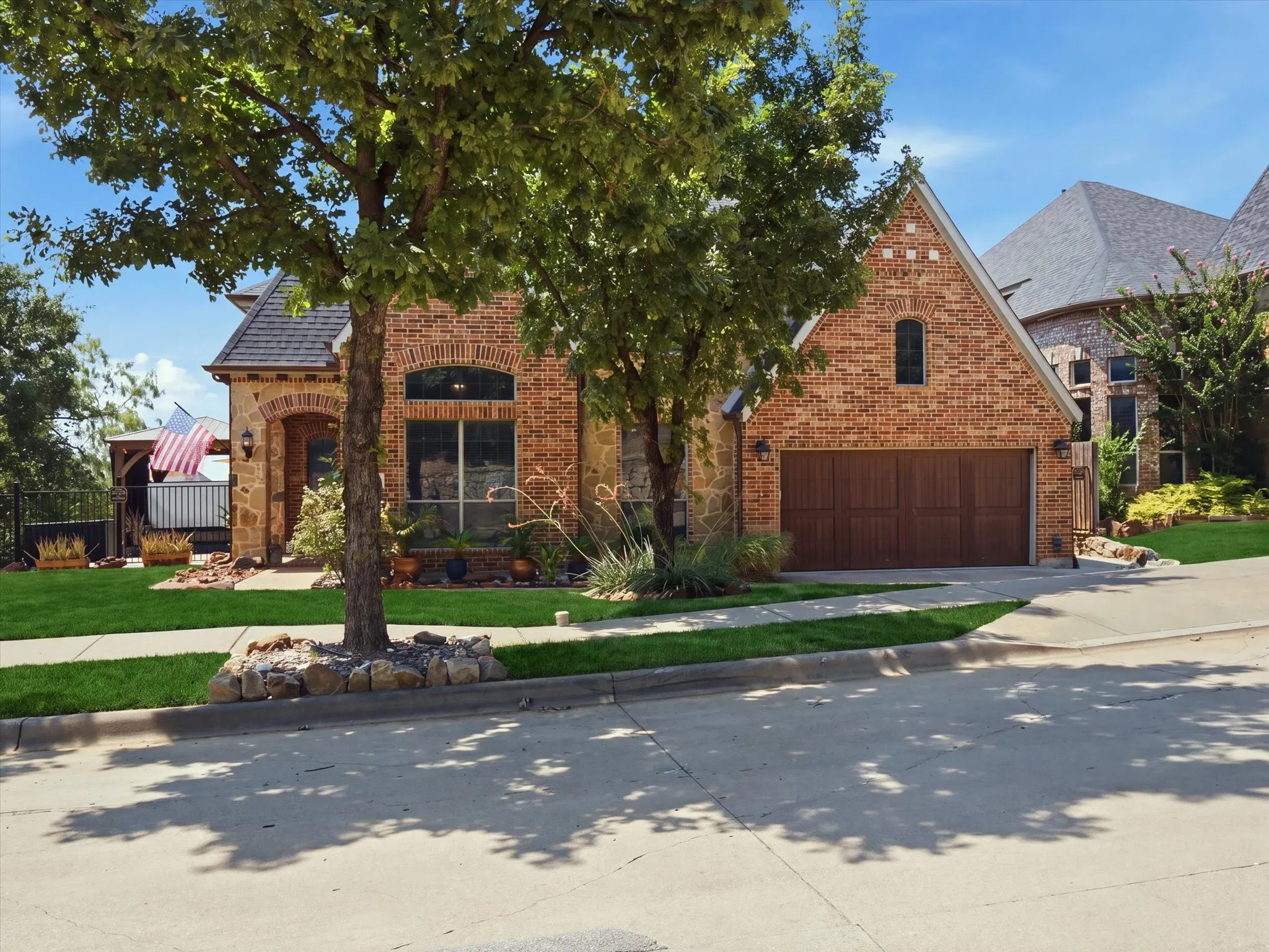 Single Family Residence For Sale in Tarrant County , 4956 Exposition Way, Fort Worth, Texas 76244, 5 Bedroom, 3 Bathroom, 2 Garage spaces, 3,443 Sqft, built in 2006, mls#21351206, Real Estate Agent in Fort Worth, Homes For Sale in Tarrant county, Homes For Sale in Fort Worth, Realtor in Fort Worth Texas, Real Estate Brokerage Independent Realty Texas, Luminita Cordes Realtor