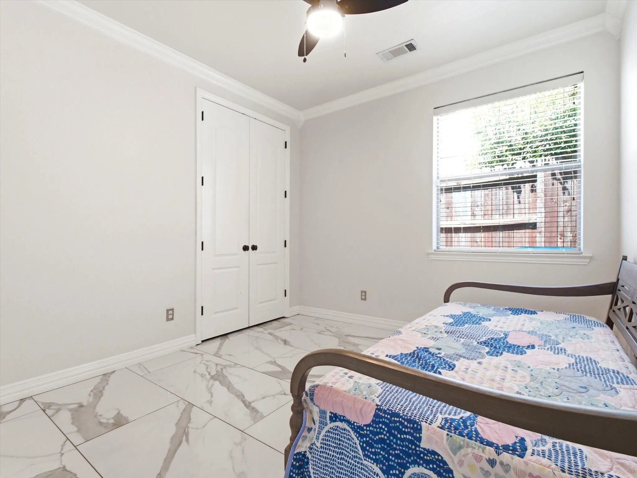 Single Family Residence For Sale in Tarrant County , 4956 Exposition Way, Fort Worth, Texas 76244, 5 Bedroom, 3 Bathroom, 2 Garage spaces, 3,443 Sqft, built in 2006, mls#21351206, Real Estate Agent in Fort Worth, Homes For Sale in Tarrant county, Homes For Sale in Fort Worth, Realtor in Fort Worth Texas, Real Estate Brokerage Independent Realty Texas, Luminita Cordes Realtor